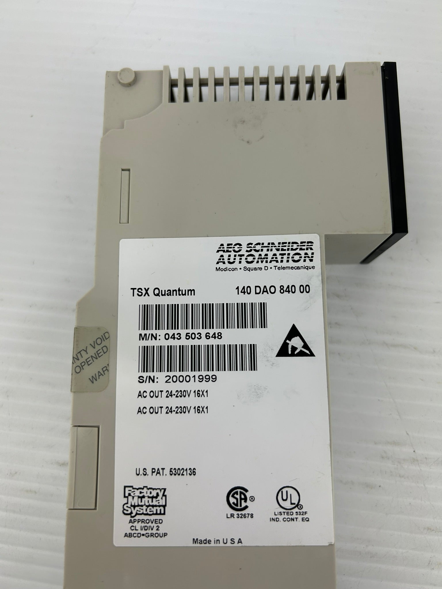 AEG Schneider Automation 140DAO84000 TSX Quantum PLC Module