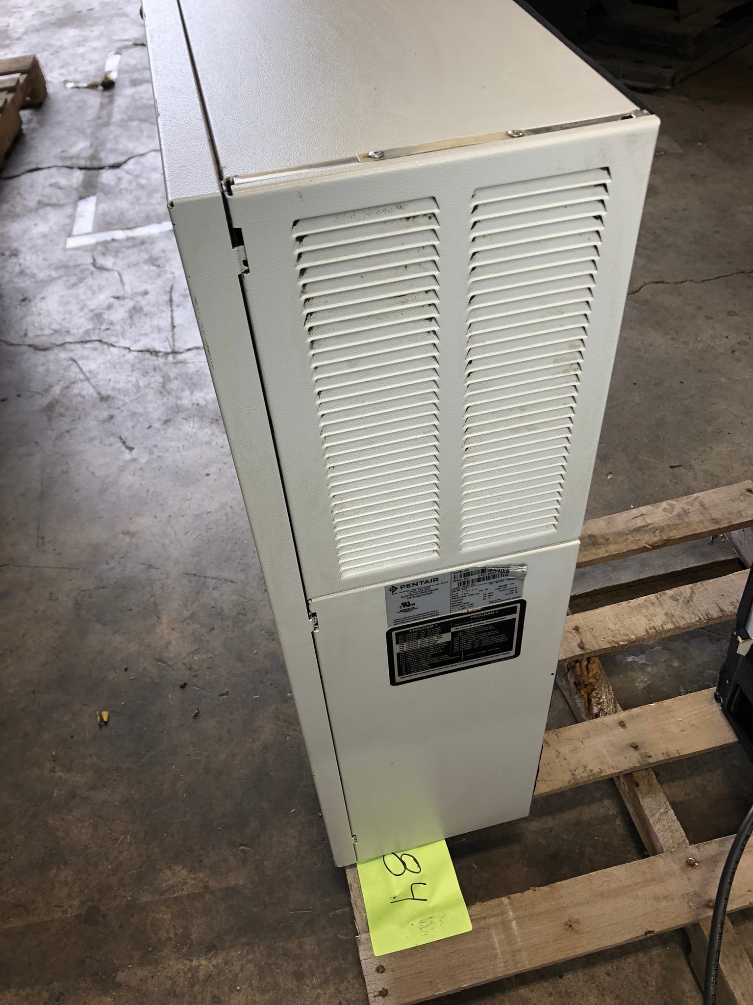 Pentair CR290465G003 Electrical Enclosure Air Conditioner 200V 1 Phase 50/60Hz
