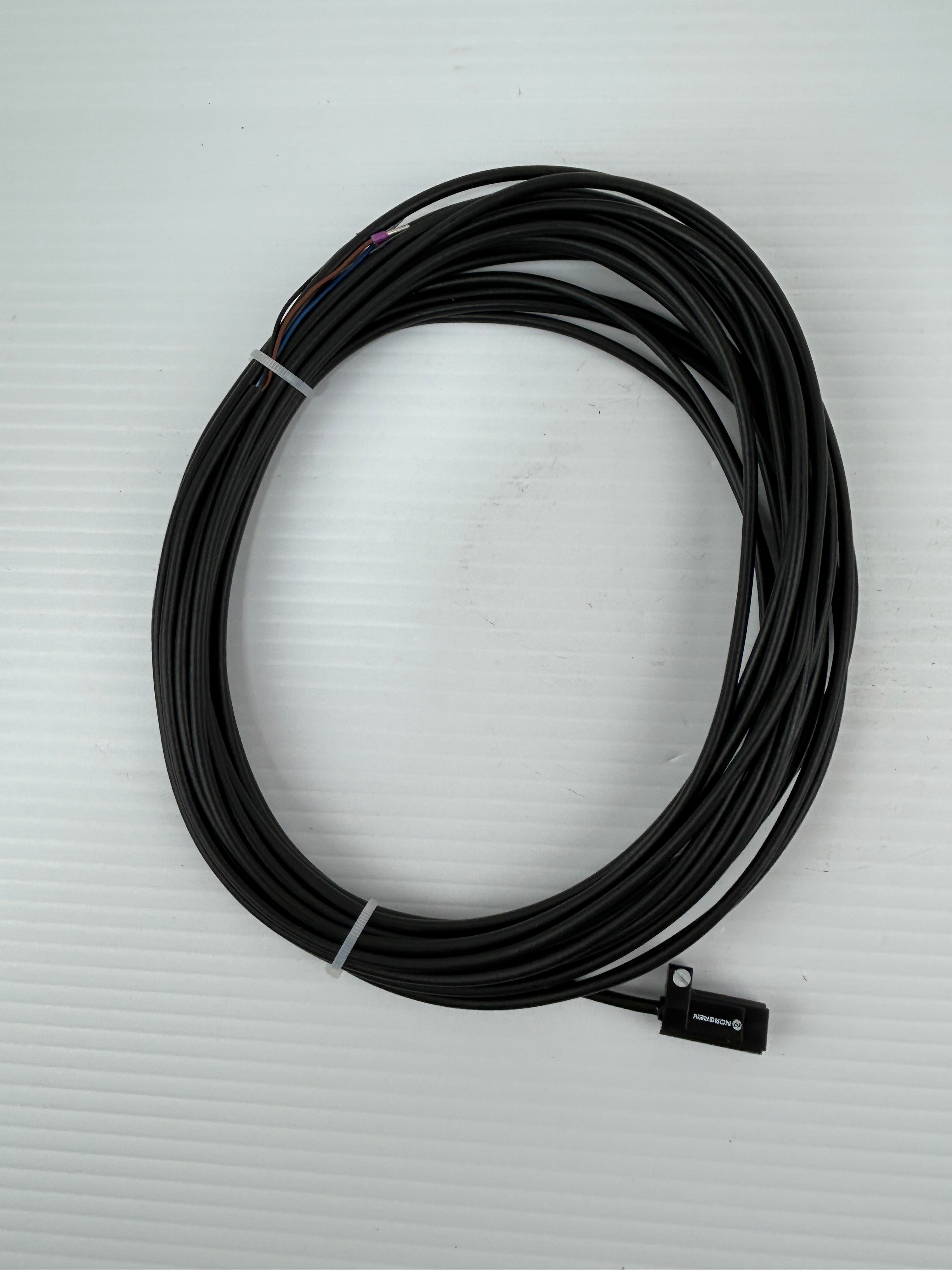 Norgren M40/C/10 Magnetic Switch with Cable M/40/C/10 Series C