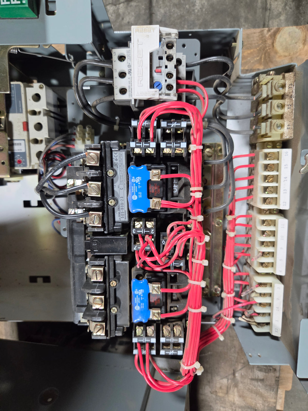 Allen-Bradley 2107B MCC Bucket 480V 3PH Size 1 FVR 3.0HP 15A Breaker - No Door
