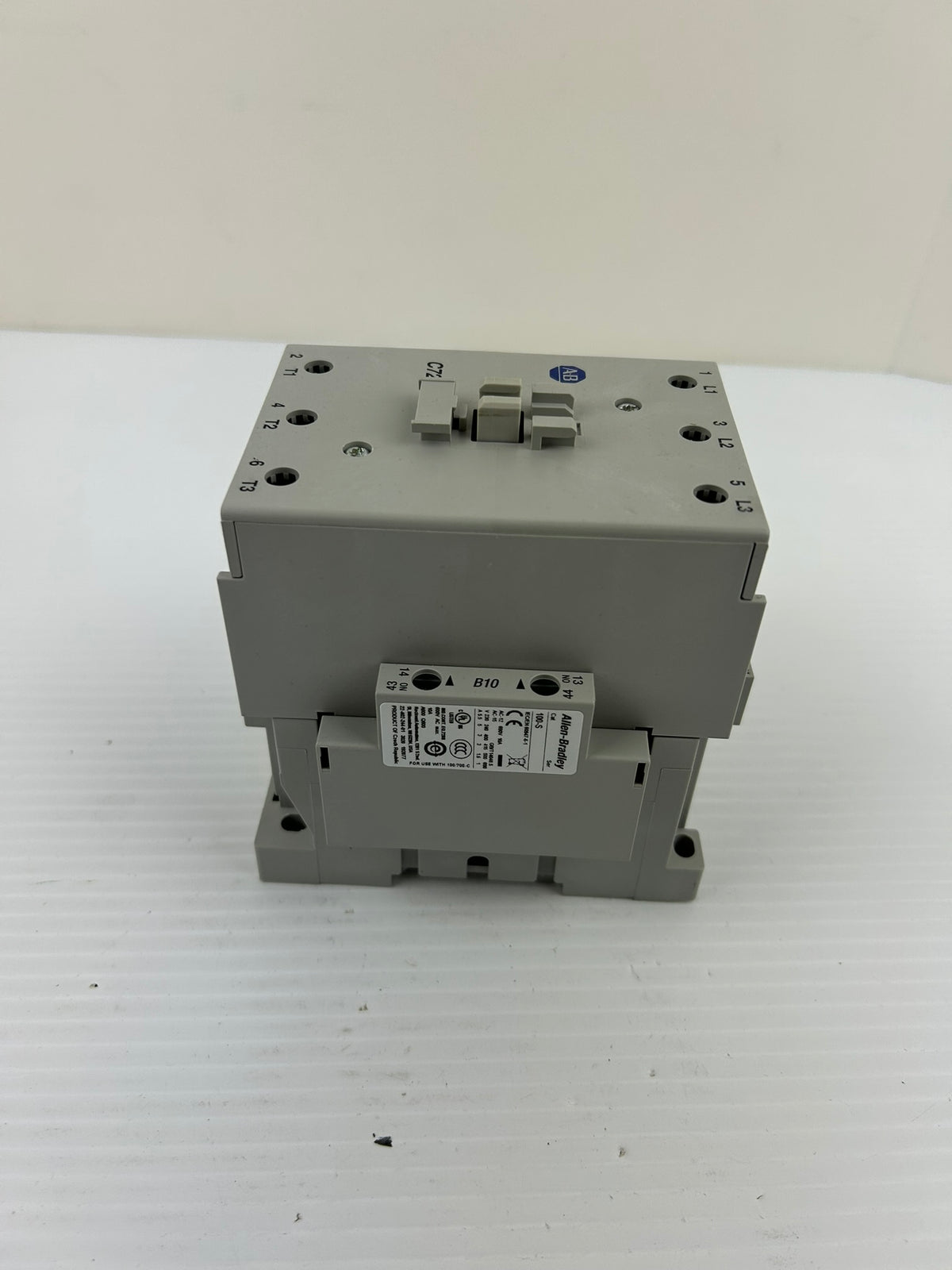Allen-Bradley 100-C72D10 Series B Contactor 72A 400V