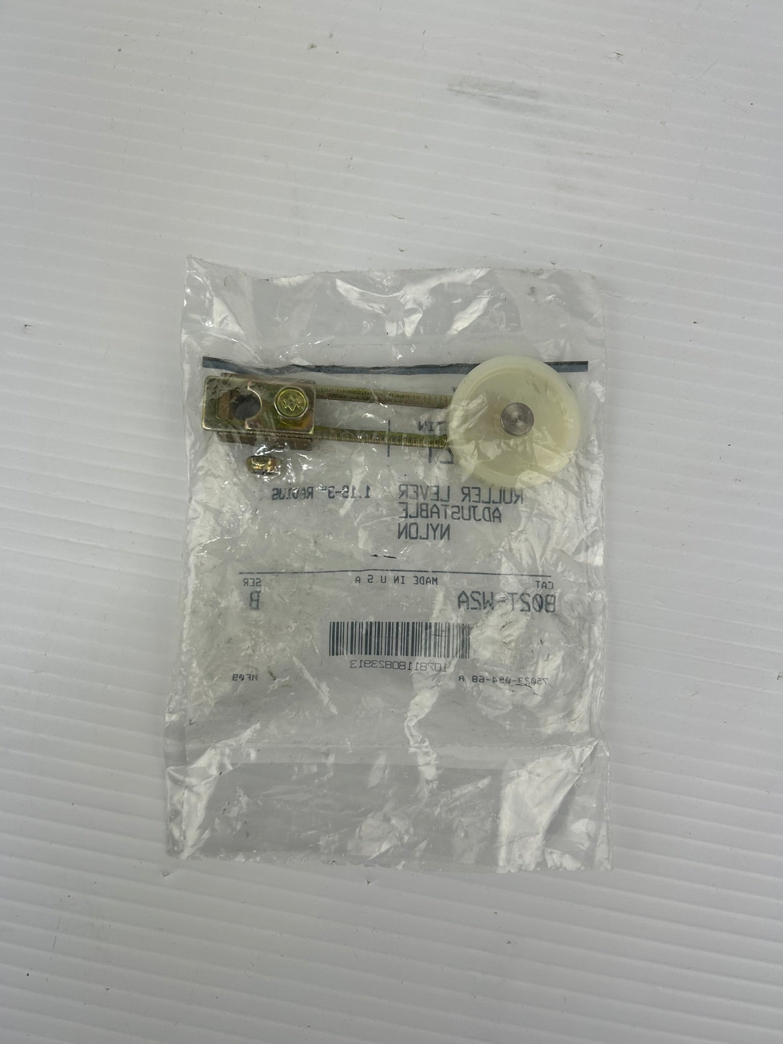 Allen-Bradley 802T-W2A Adjustable Roller Lever Limit Switch Series B Nylon