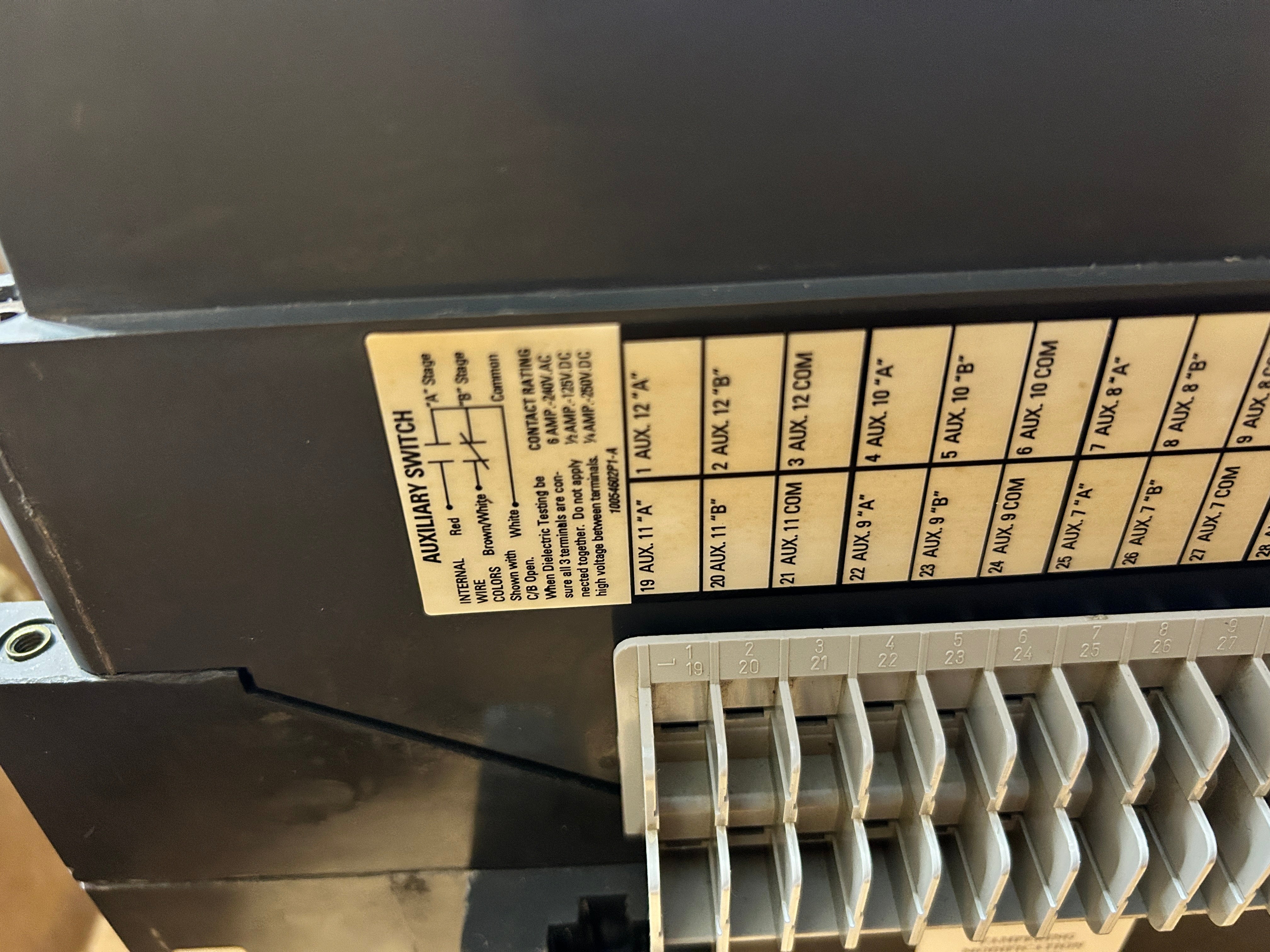 GE Power Break II SSF16B210 Circuit Breaker 1600A 600VAC 3 Pole TR10B
