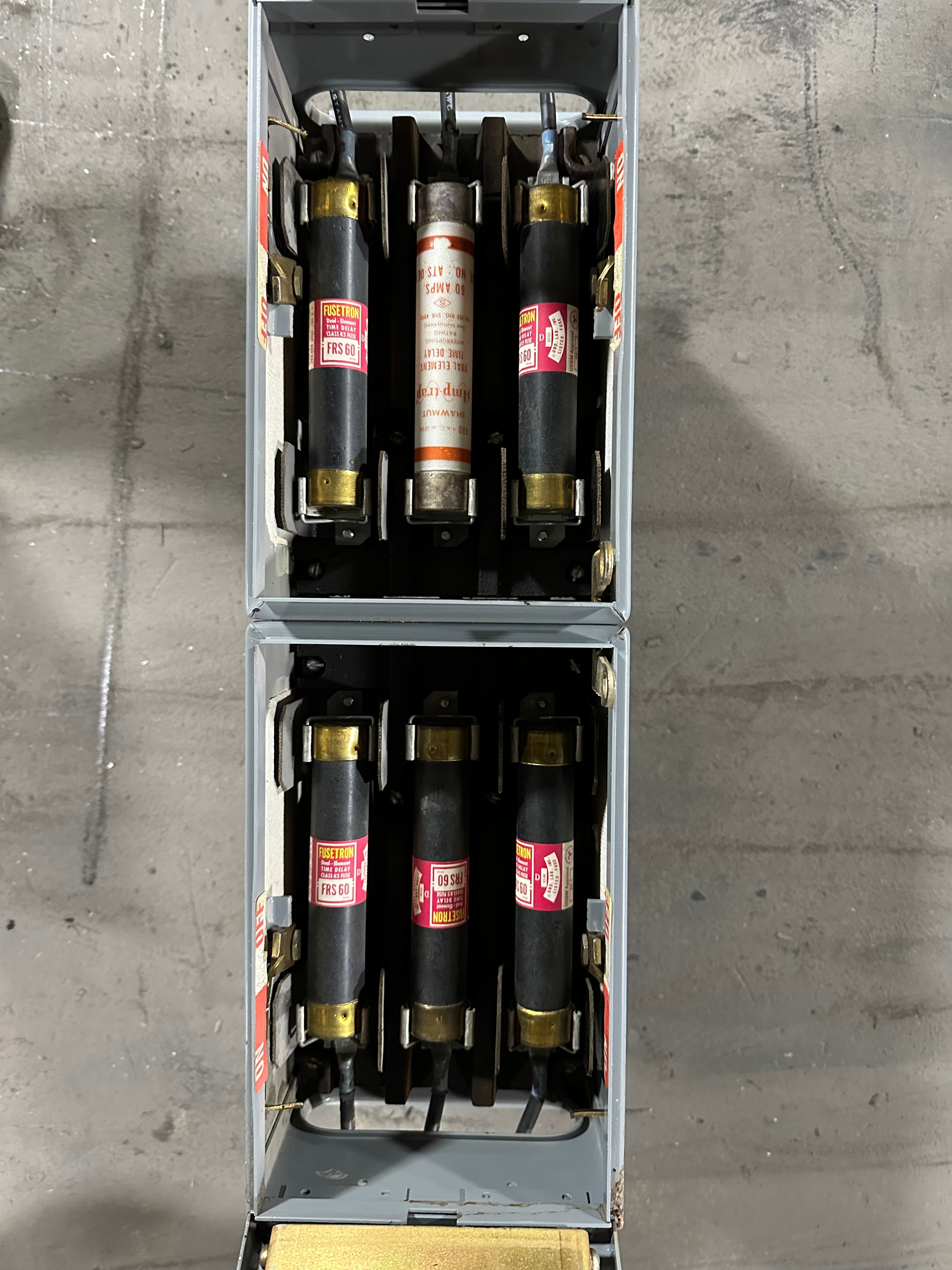 Square D QMB Saflex Twin Switch QMB-3606-T 60 Amps