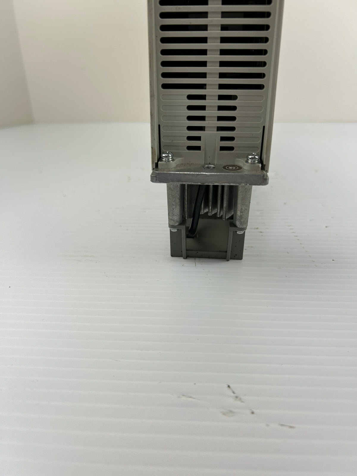 Mitsubishi MDS-C1-V2-2020-N Servo Drive Unit 2.0kW 155V 3PH CNC MDS-C1