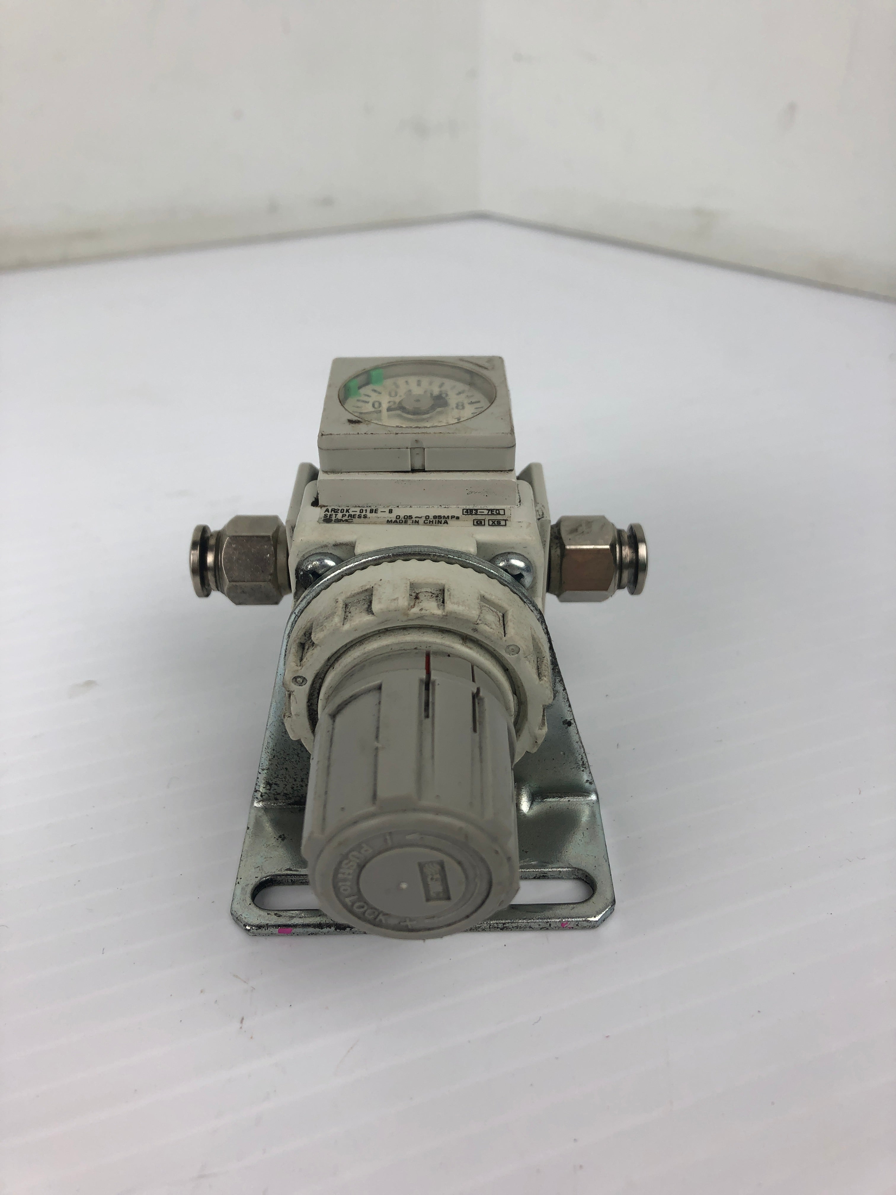 SMC AR20K-01BE-B Pressure Regulator Valve 0.05~0.85MPa