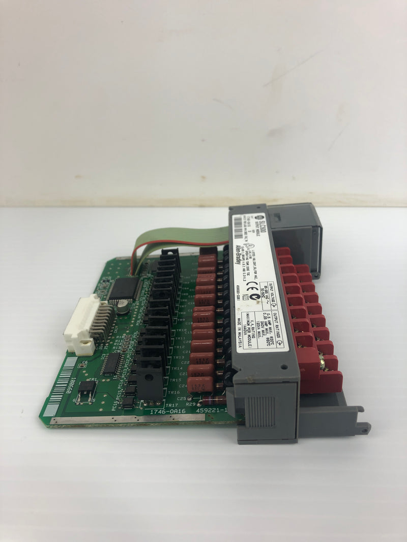 Allen-Bradley 1746-0A16 Output Module SLC 500 TRIAC Ser. D 85-265VAC .5A 50/60Hz