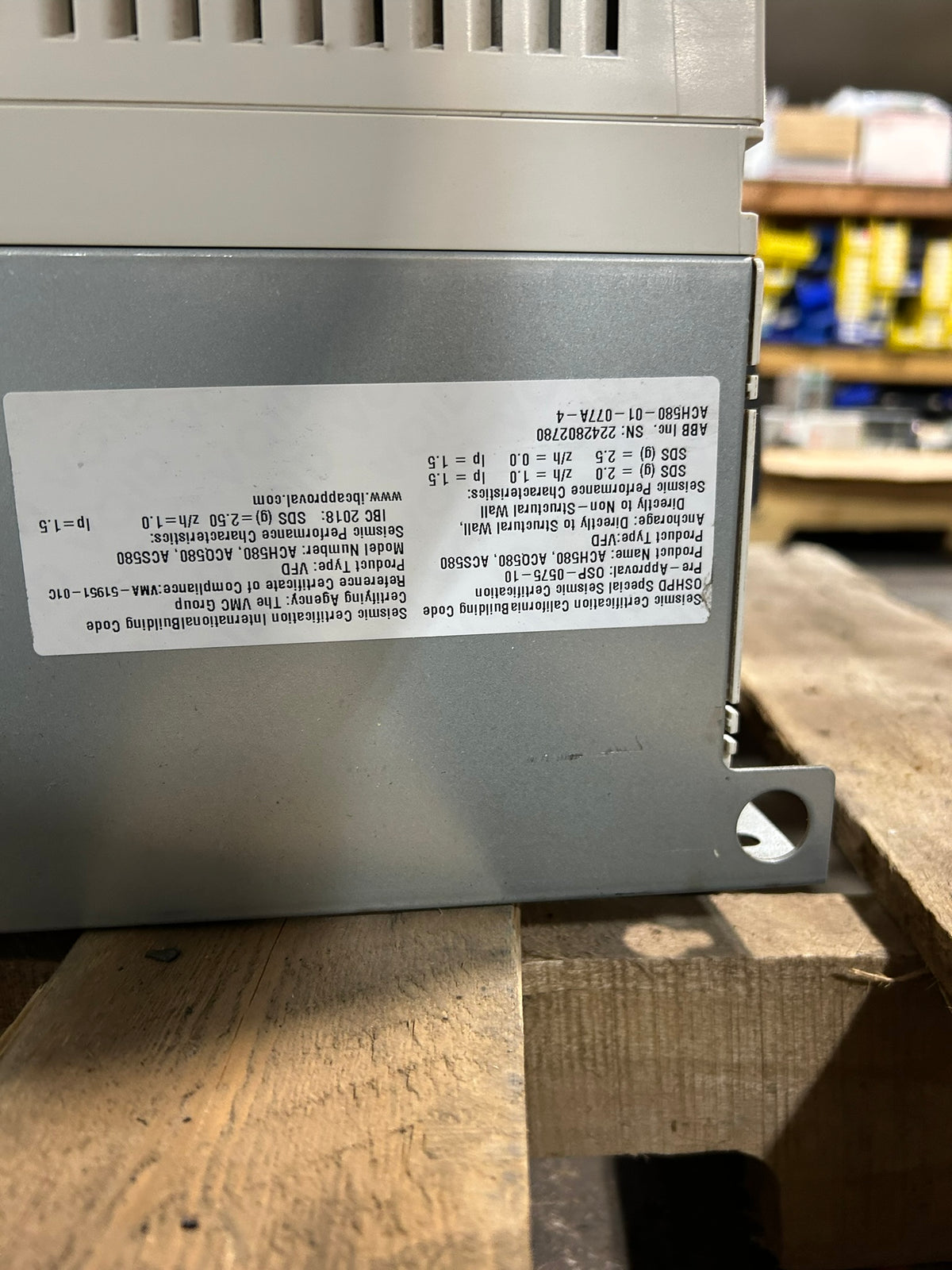 ABB ACH580-01-077A-4 HVAC Frequency Inverter Drive 400-480VAC 3 Phase 77A