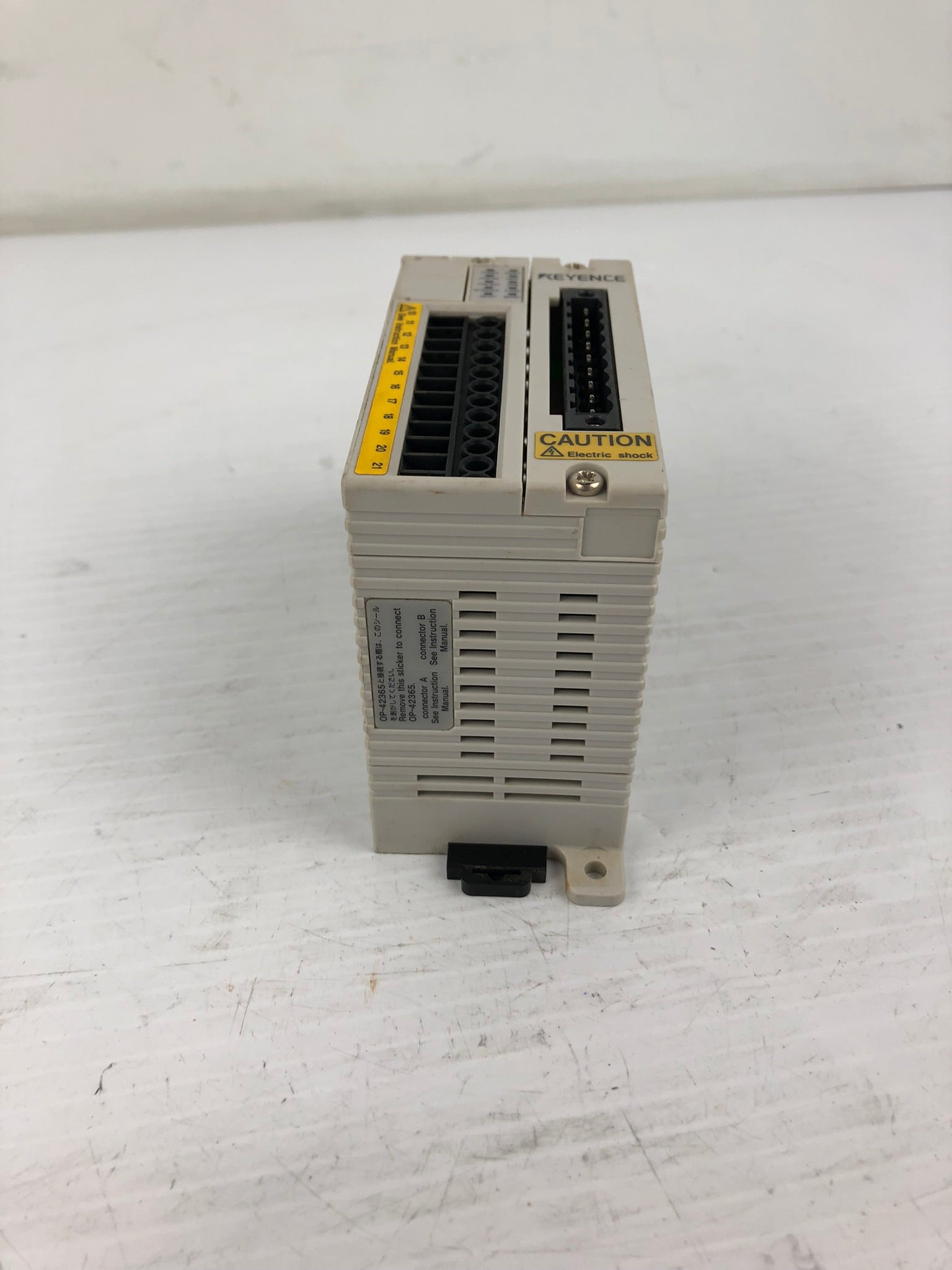 Keyence SL-T11R Power Supply 24VDC