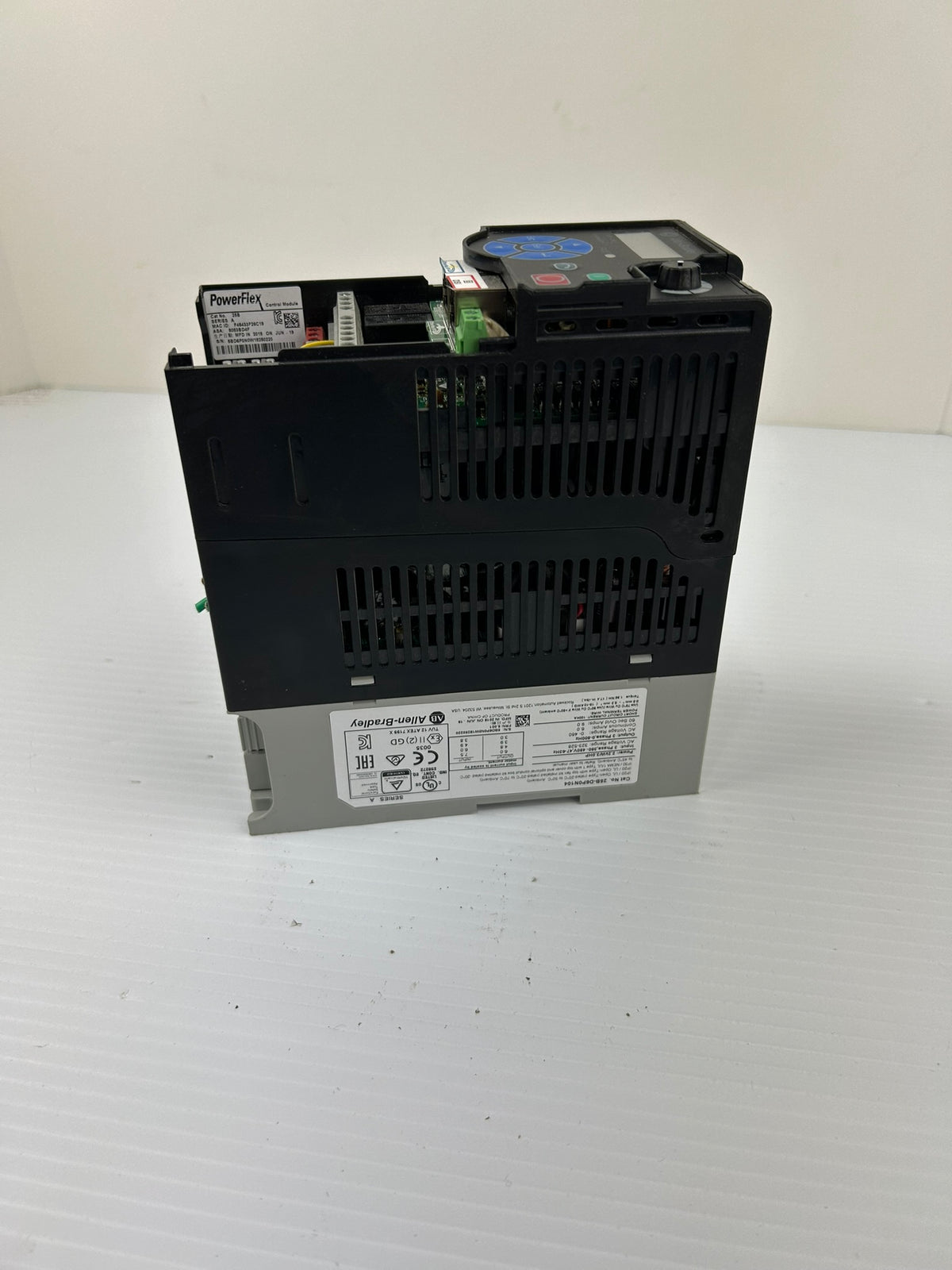 Allen-Bradley PowerFlex 525 25B-D6P0N104 2.2kW 3PH 480V AC Drive VFD