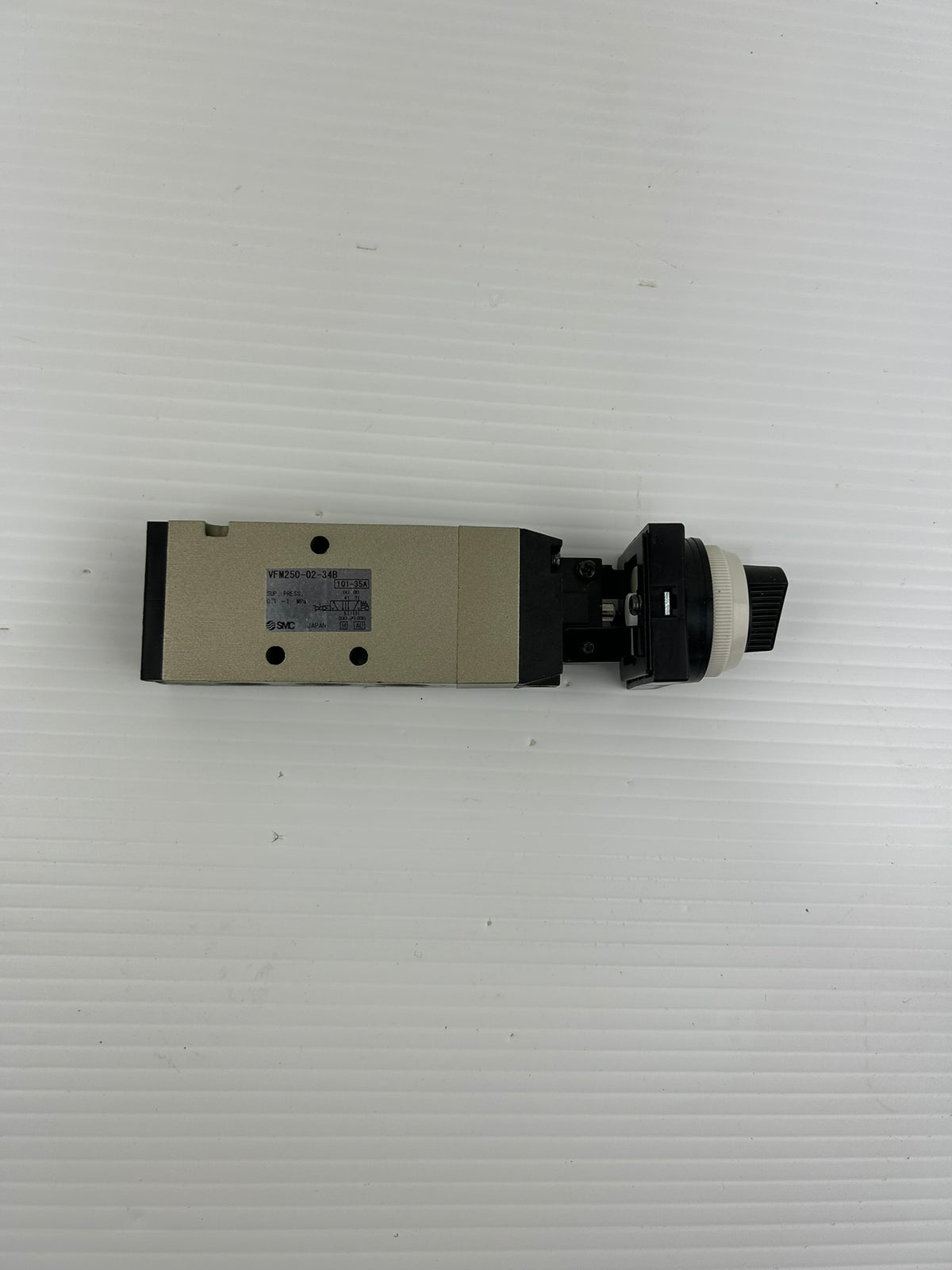 SMC VFM250-02-34B Valve