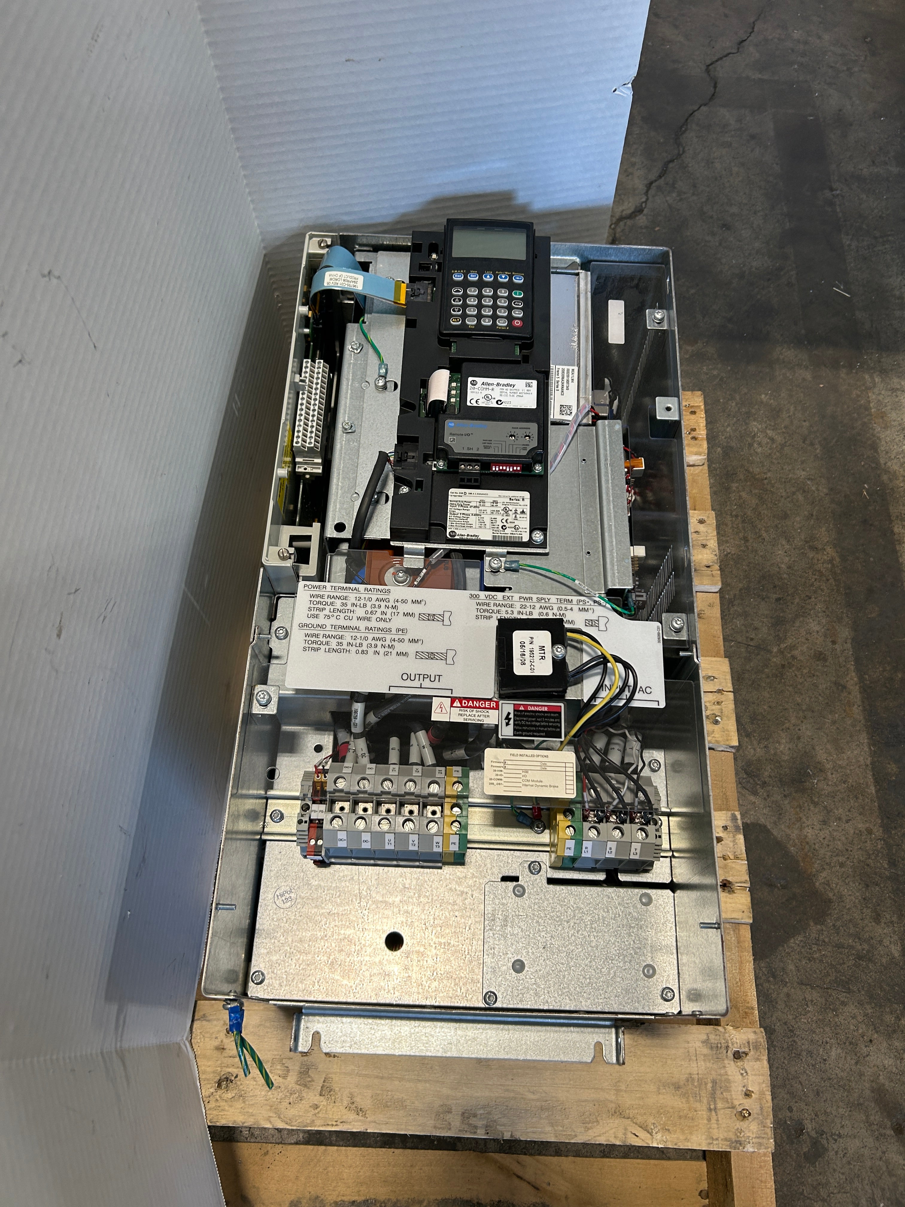 Allen-Bradley 20BD096A3ANNANC0 PowerFlex 700 AC Drive 75HP Series B