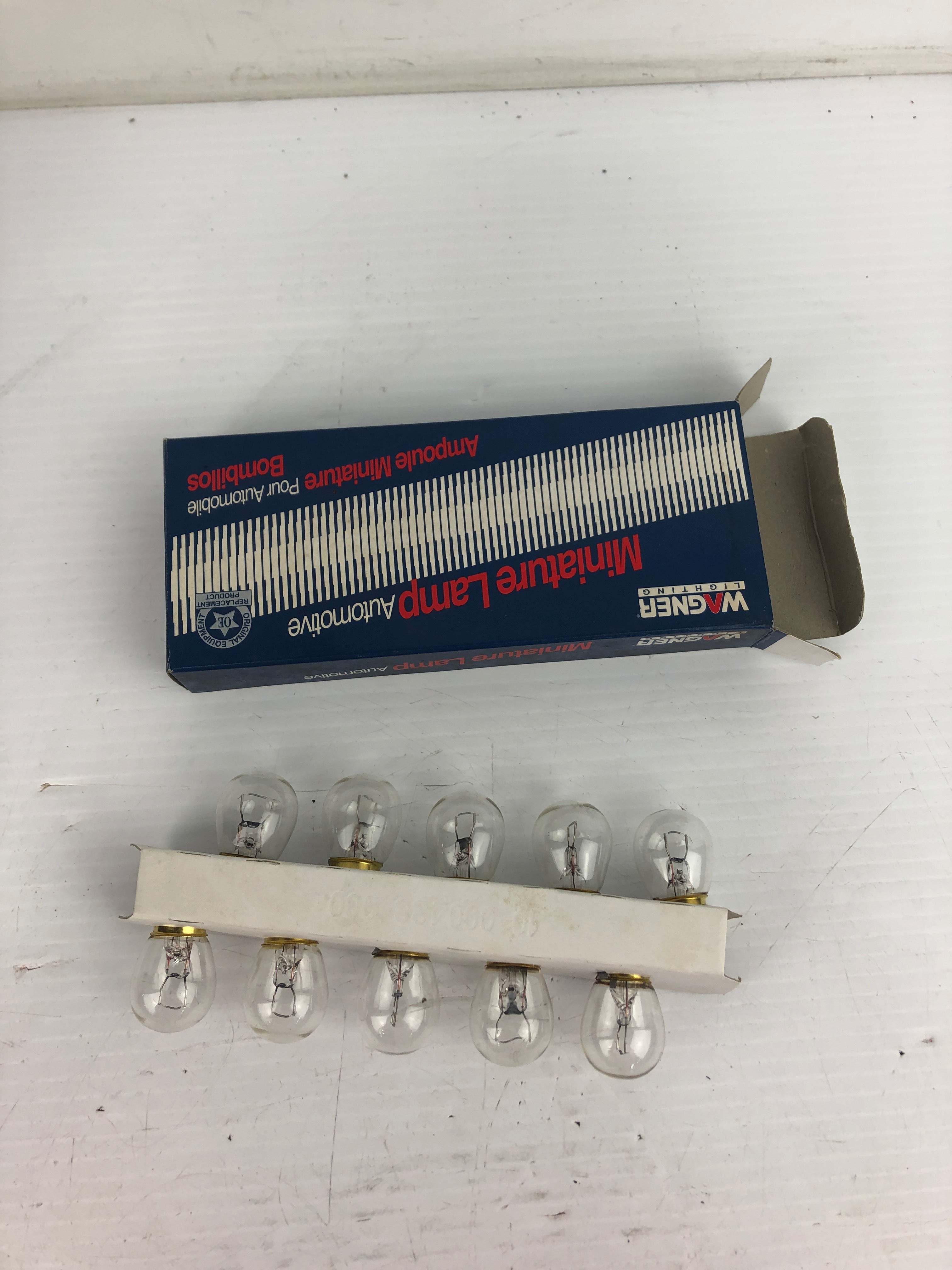 Wagner 1141 Miniature Automotive Lamp Bulbs - Lot of 10