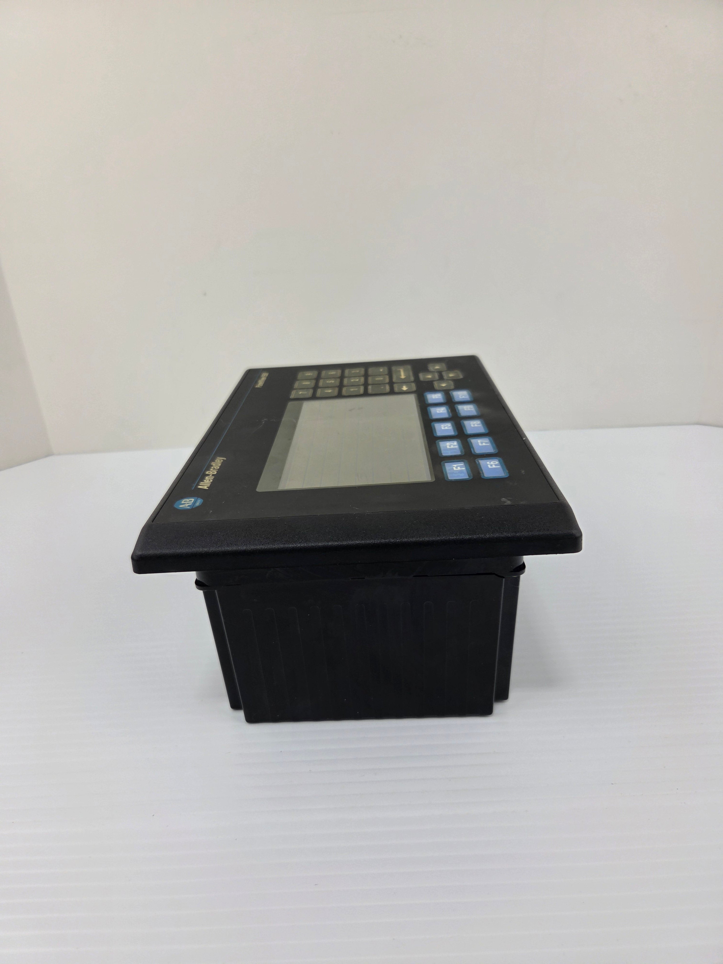 Allen-Bradley 2711-B5A2 PanelView 550 HMI Operator Terminal Series F 100-240VAC
