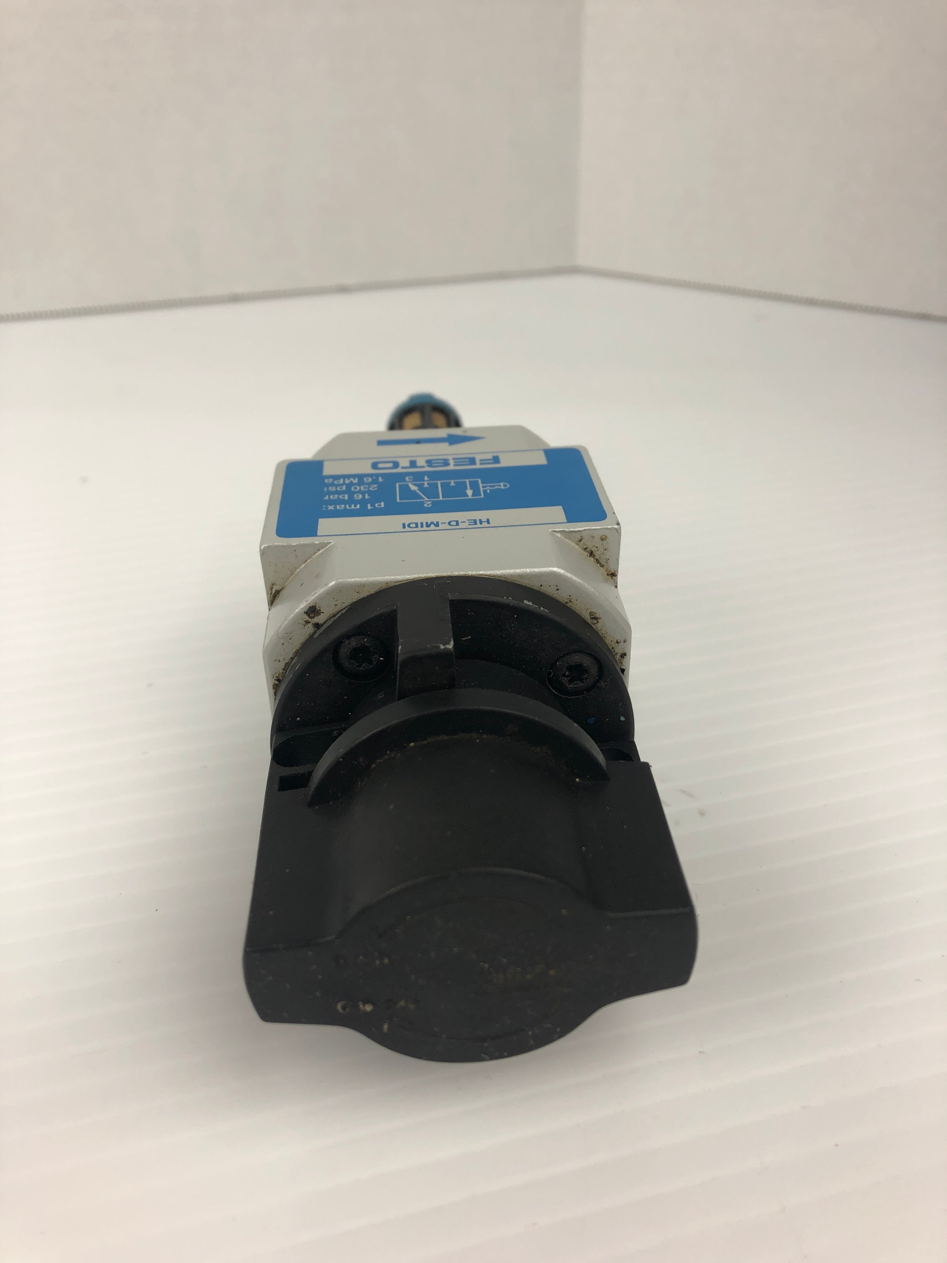 Festo HE-D-MIDI On/Off Valve 230 PSI 16 bar 1,6MPa