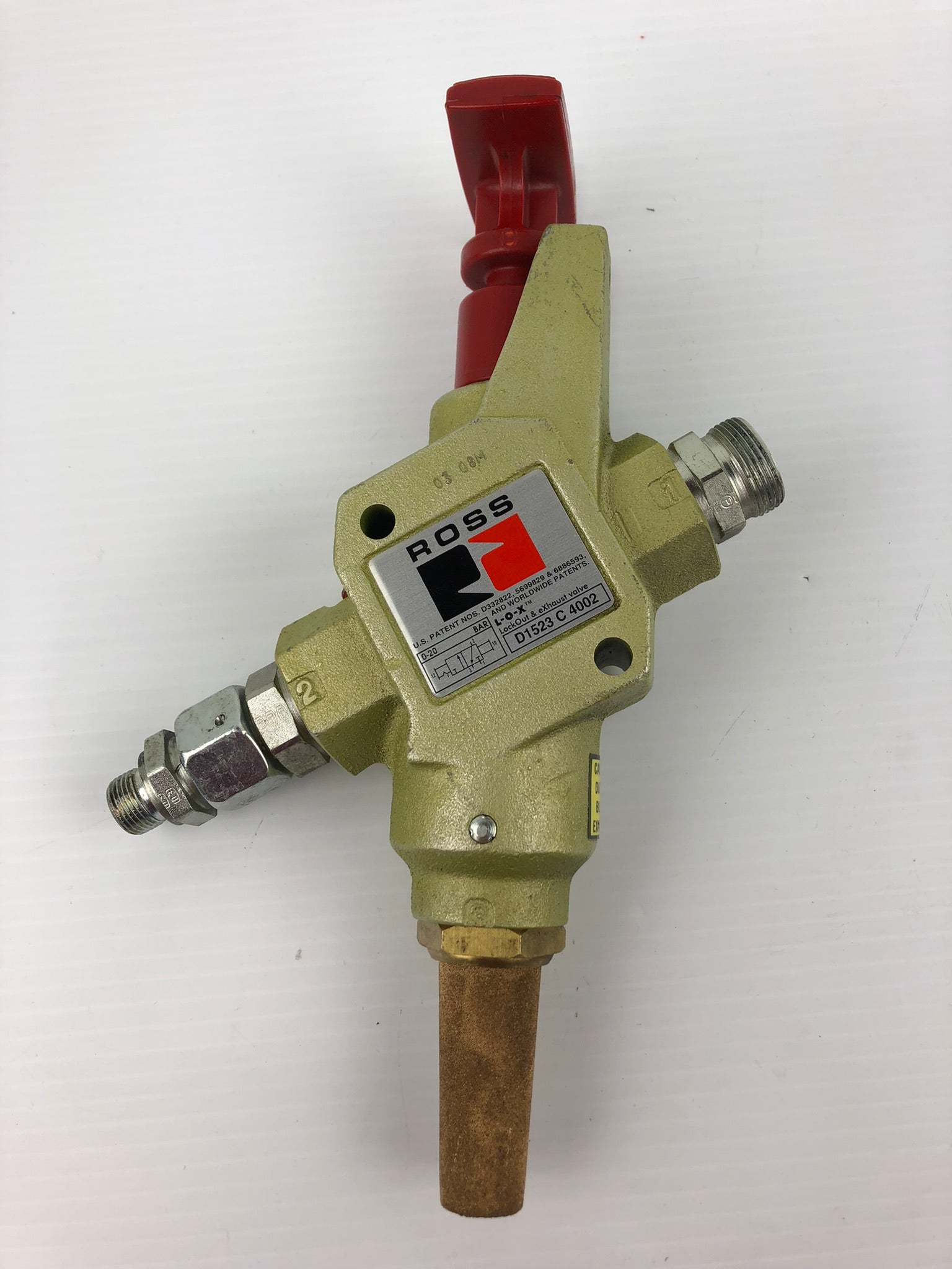 Ross L-O-X Valve D1523 C 4002 Lockout and Exhaust Valve with Fitting