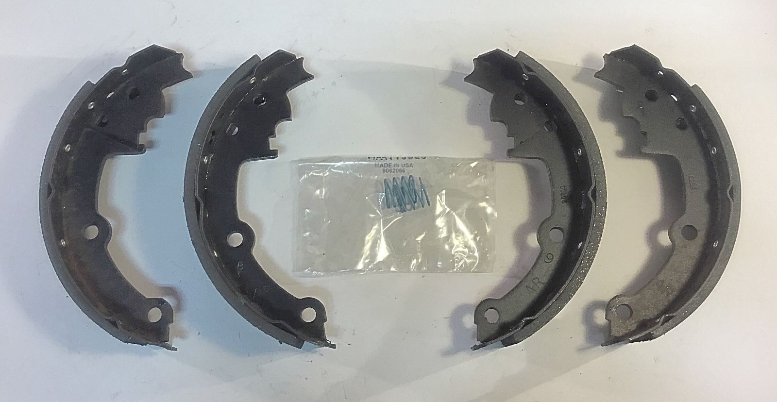 Raybestos 552PG Plus Relined Professional Grade Organic Drum Brake Shoe Rear