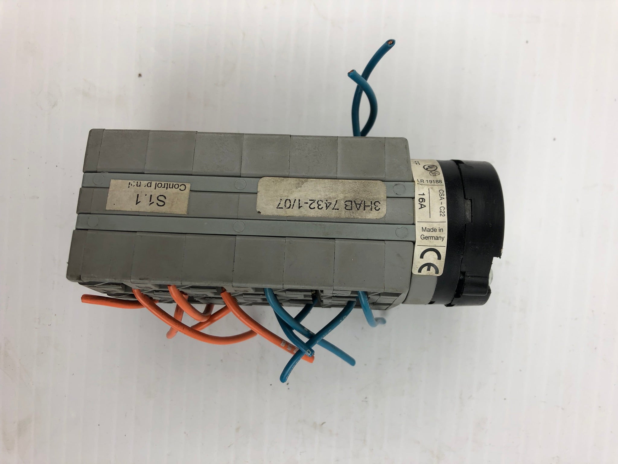 Sontheimer Nbg. WAW883/8ZM/Z32SF/X99 FF Keyed Selector Cam Switch (No Key)