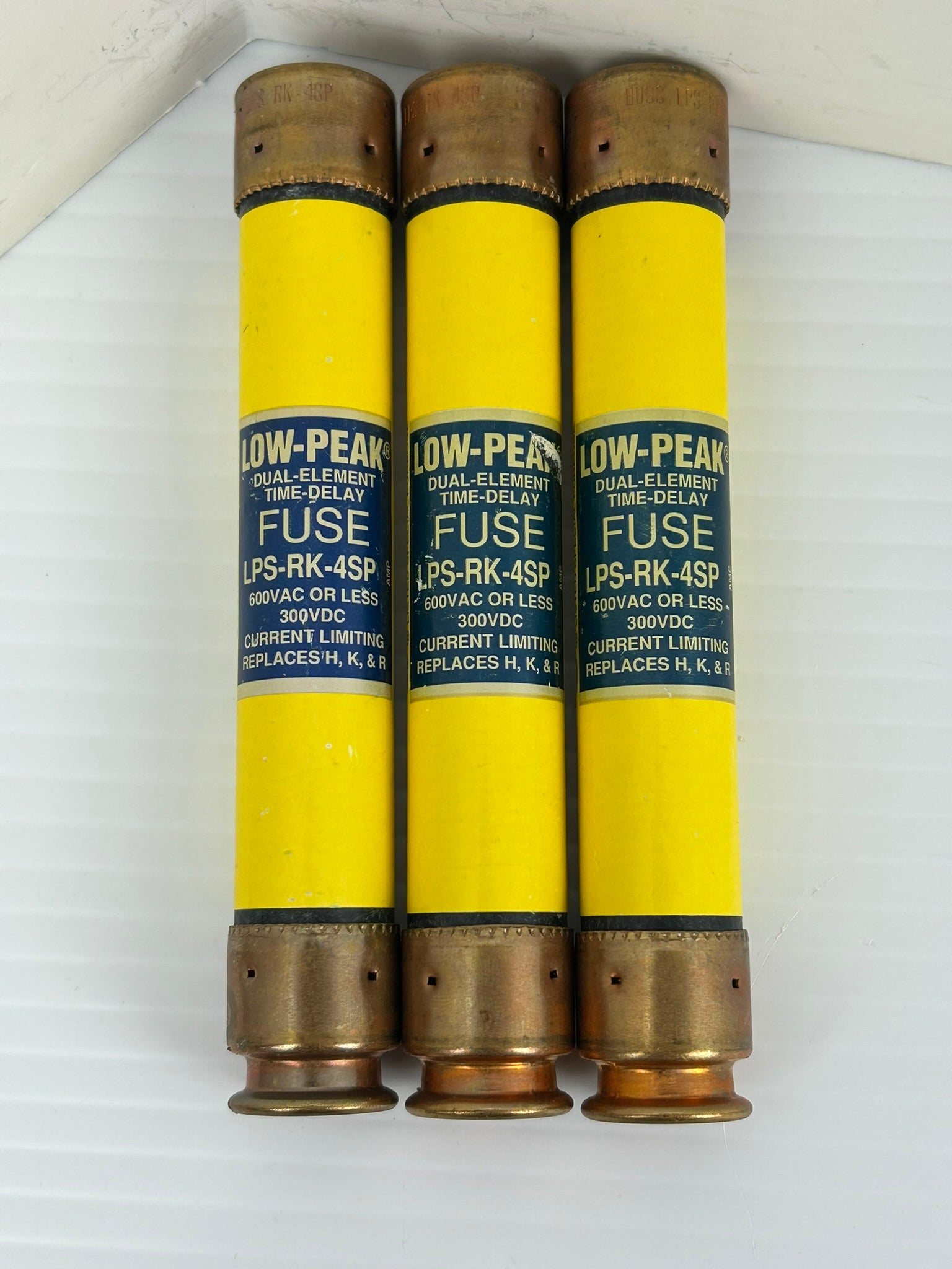 Cooper Bussmann LPS-RK-4SP Low-Peak Fuse 600VAC 4A - Lot of 3