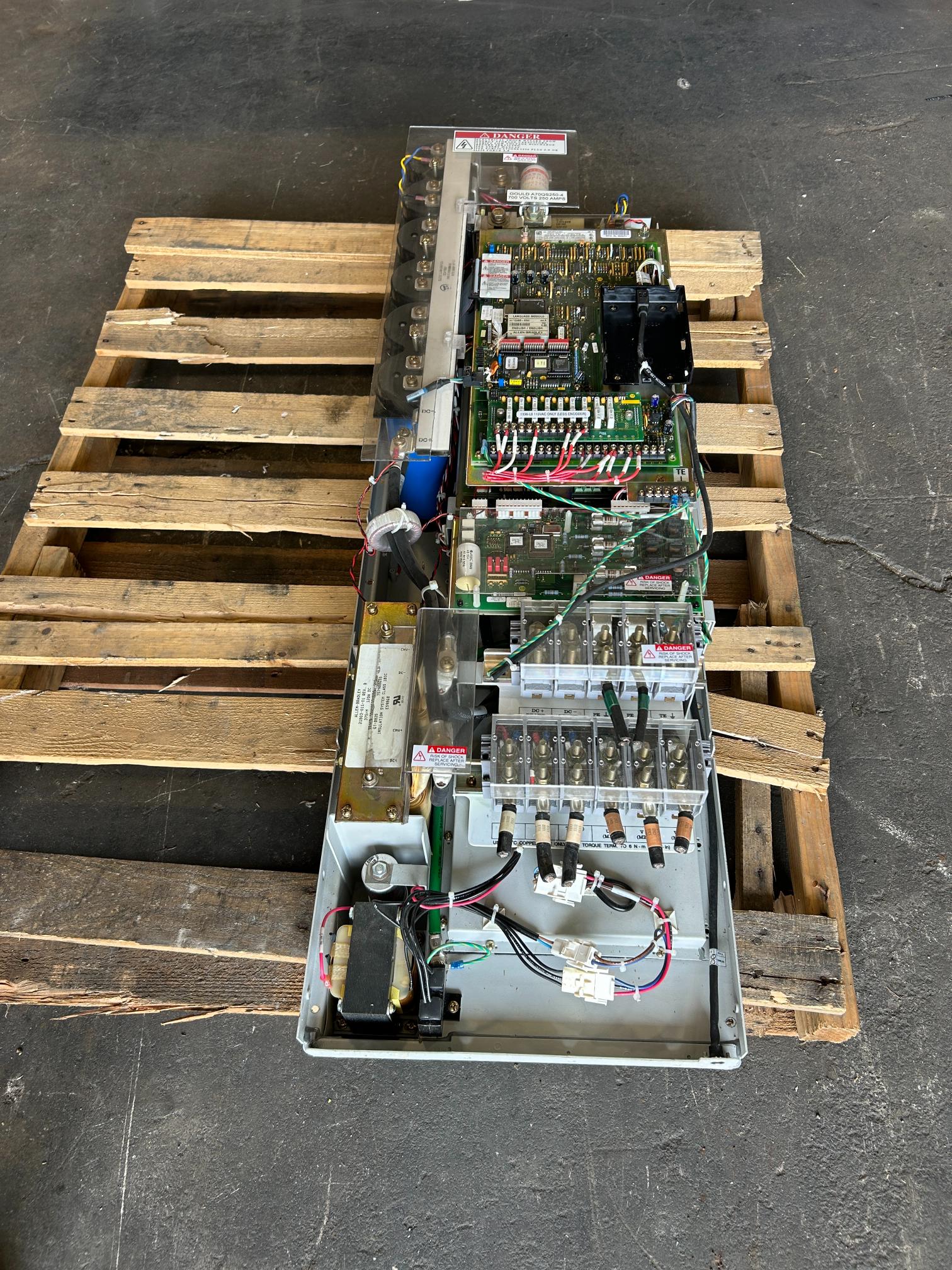 Allen-Bradley 1336 Plus Drive 1336S-B075-AN-EN4 Series D