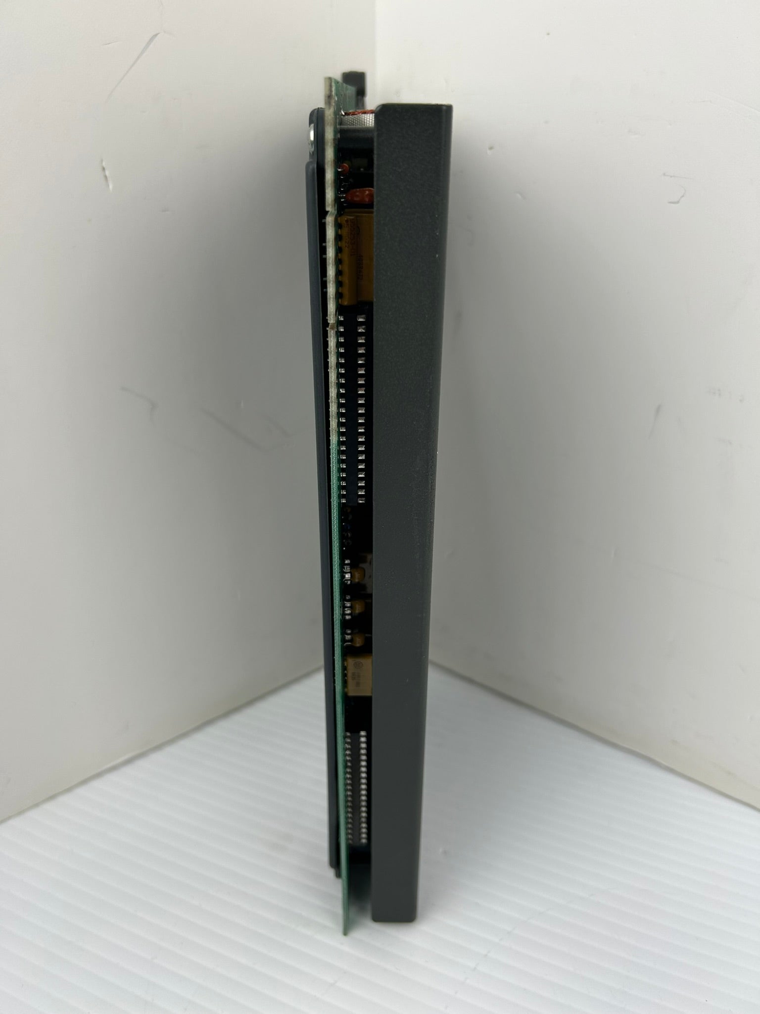 Allen-Bradley 1771-OAD AC Output Module 12-120V 8A