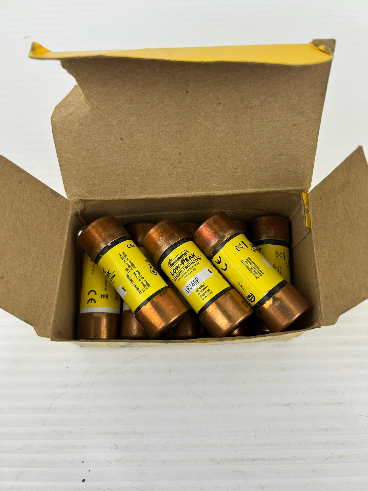 Bussmann LPJ-6SP Low Peak Class J Time Delay Fuse 6A - Box of 8