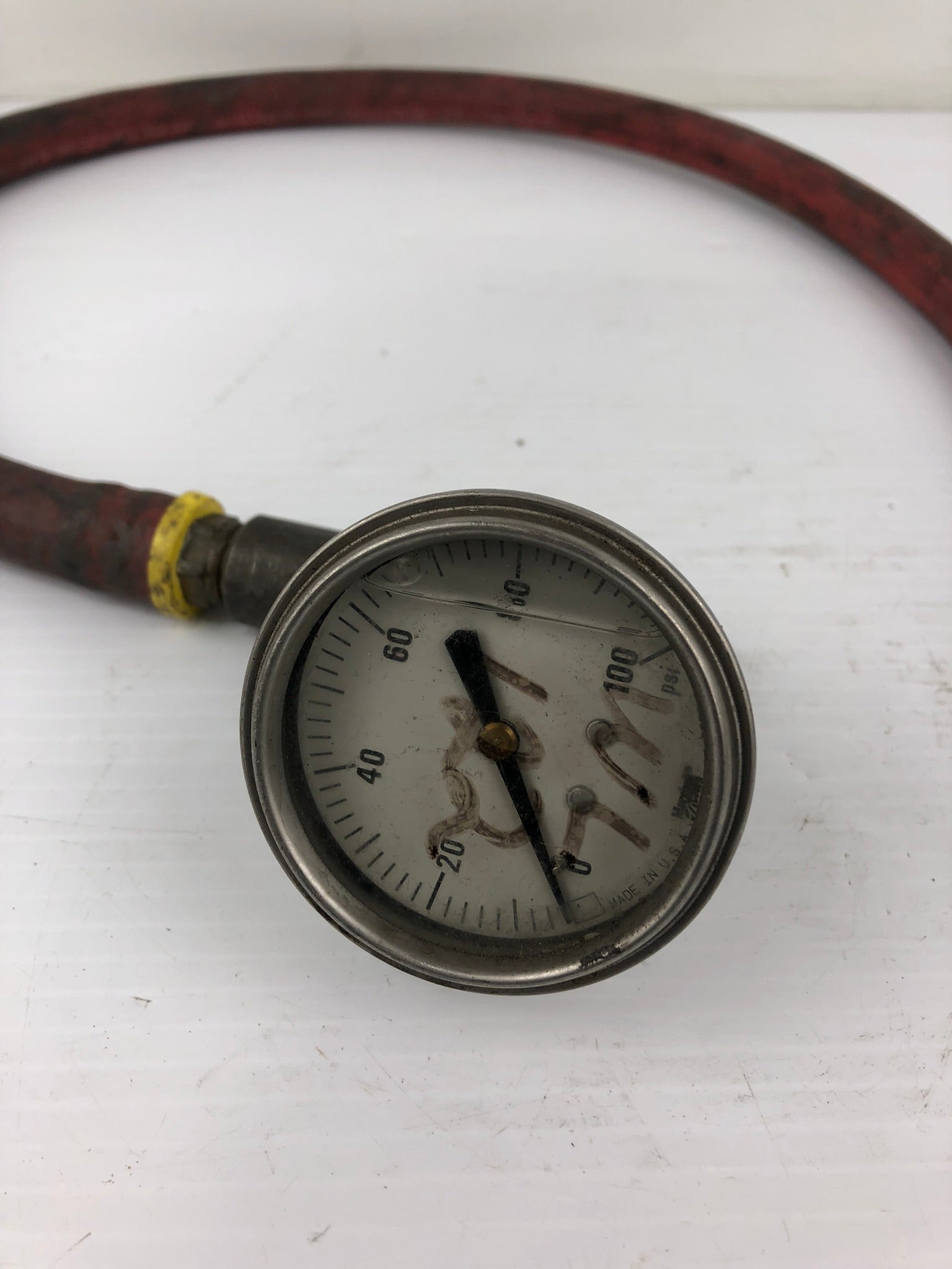 Gauge with Hose PSI 0-100