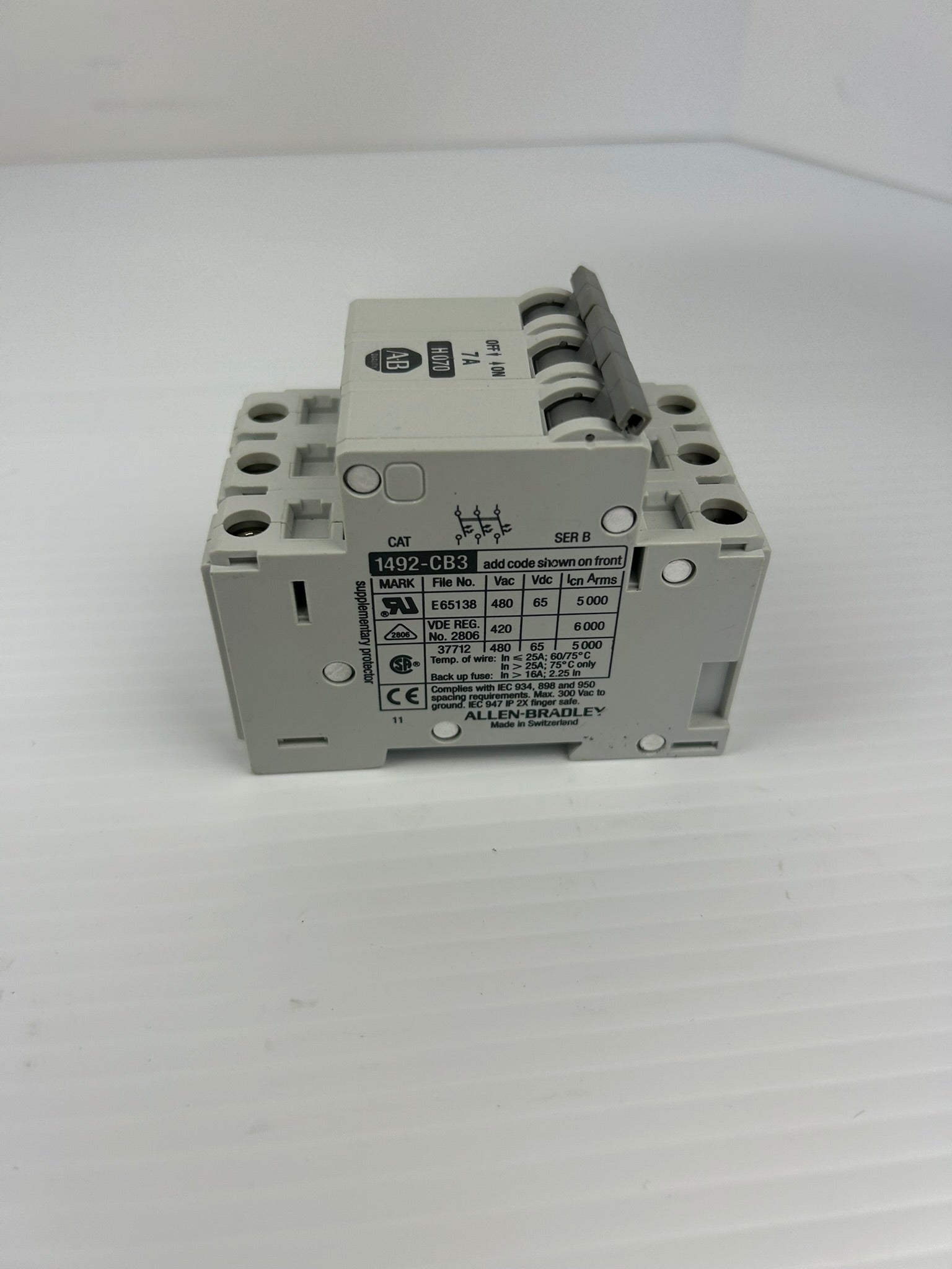 Allen Bradley 1492-CB3 Circuit Breaker Series B 3Pole 7A H070