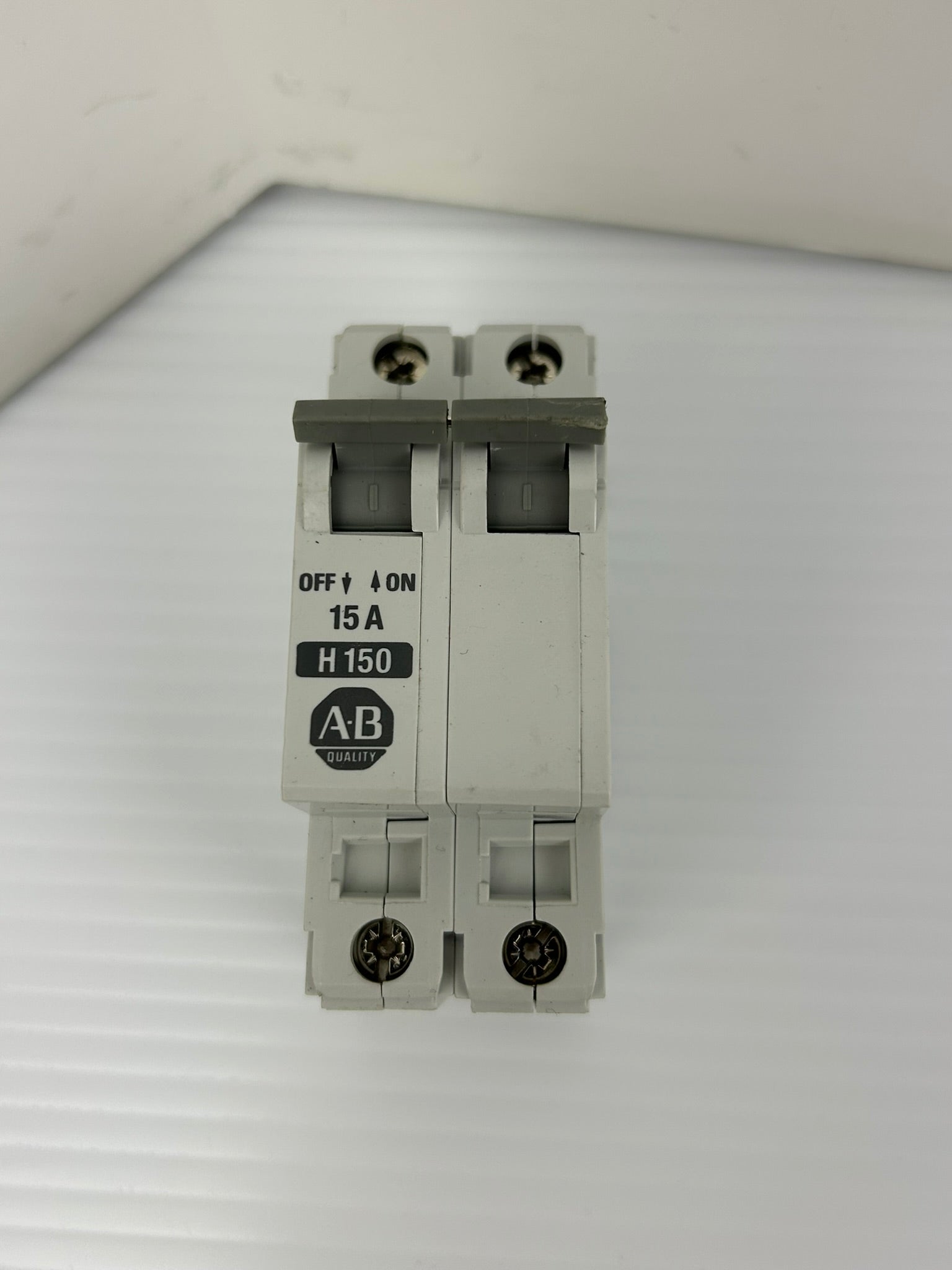 Allen-Bradley 1492-CB2 Circuit Breaker H150 Series B 480VAC 15A 2P - Lot of 3
