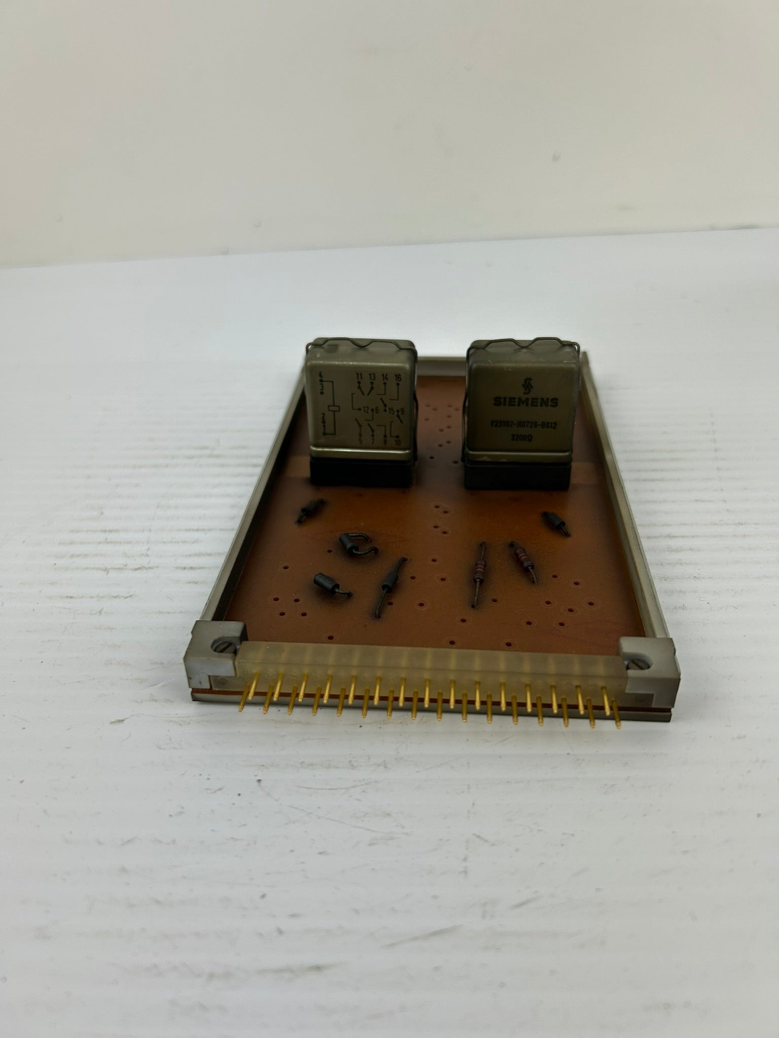 Barmag Electronic Circuit Board E110/00 with 2 Relays E110-00