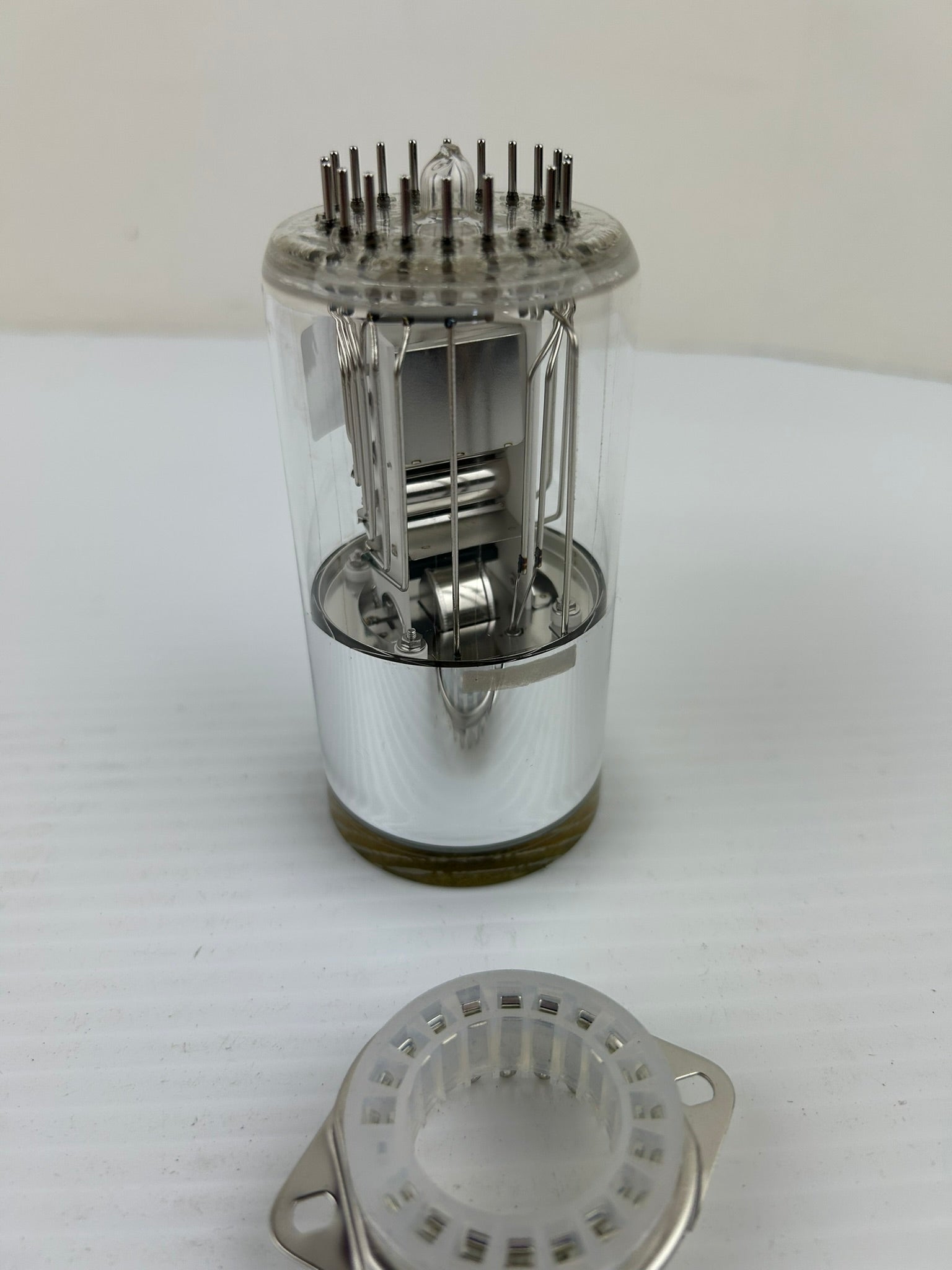 Hamamatsu R3149 Photomultiplier Tube