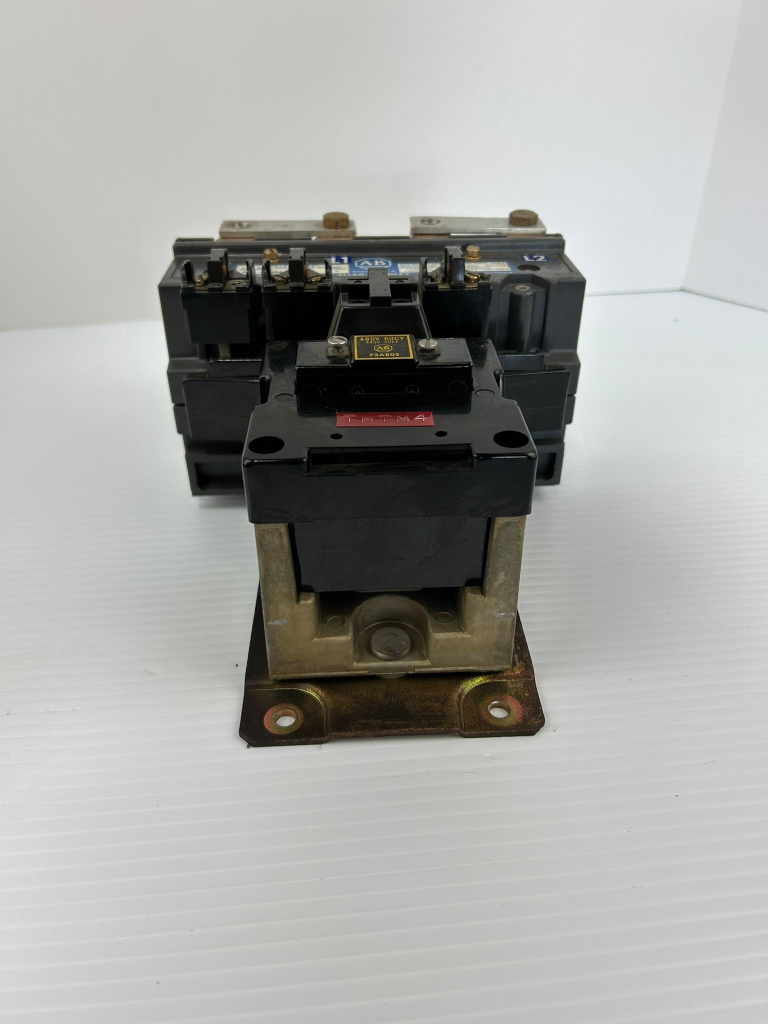 Allen Bradley 702L-D0B94 Contactor 100 Amp Series K Bulletin 702L