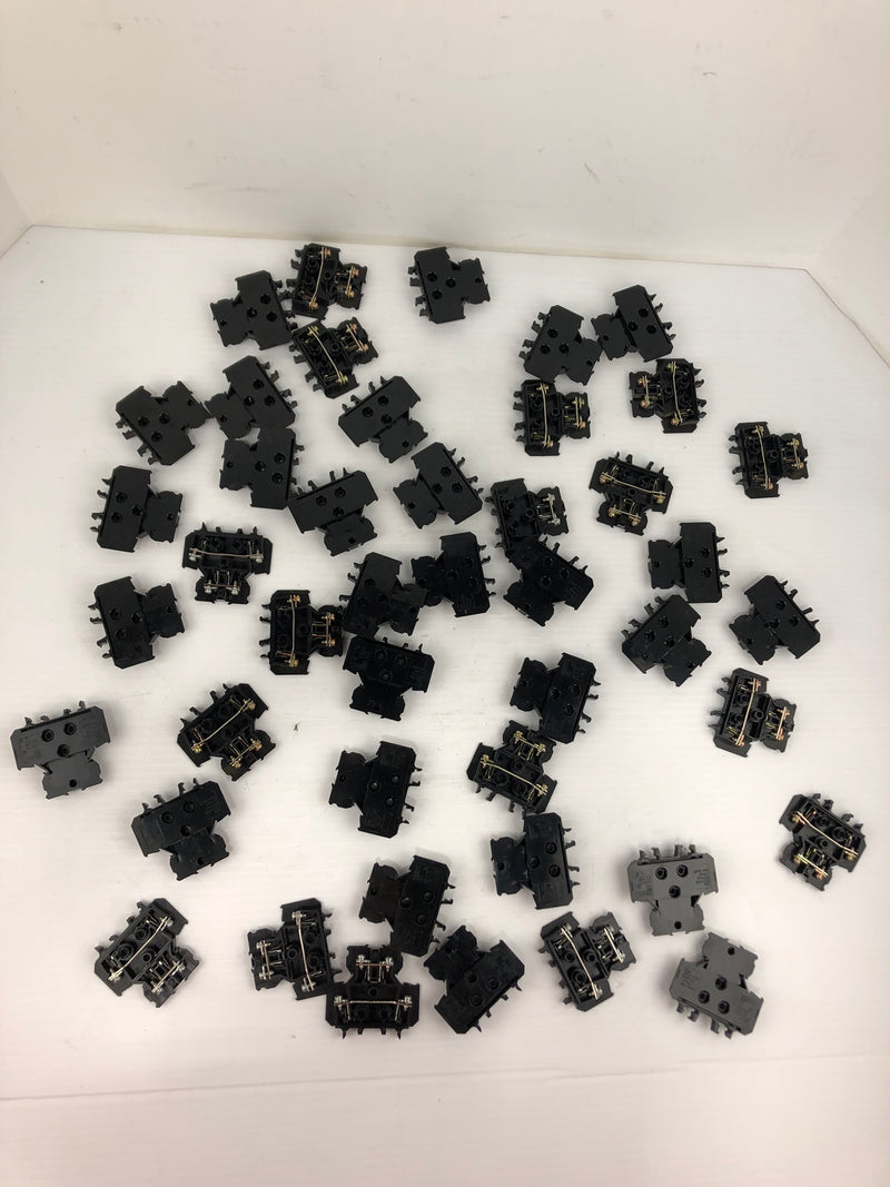 IDEC BNDH15W Terminal Blocks 600V 1.25mm (Max. 2 mm) - Lot of 45