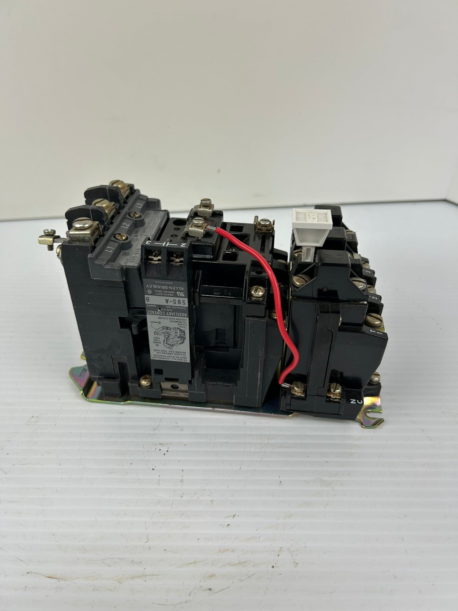 Allen Bradley 509-B0B Motor Controller Starter Size 1 Series B