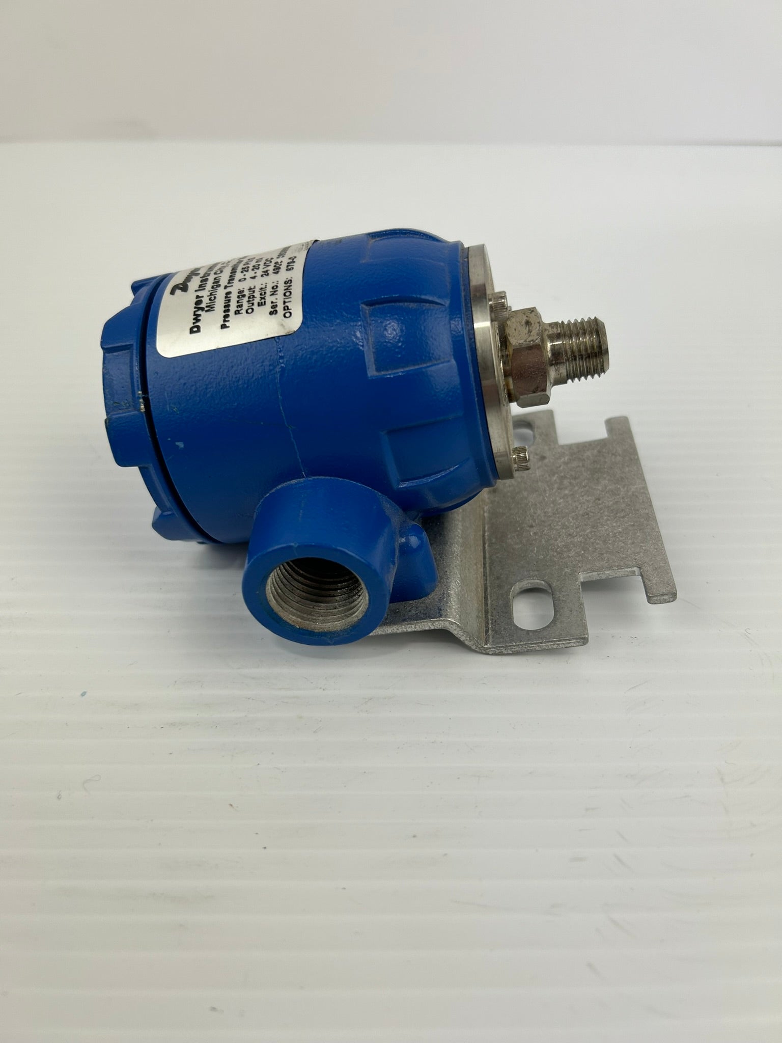 Dwyer 679-0 Pressure Transmitter 0-25 PSIG 4-20 mA 24 VDC