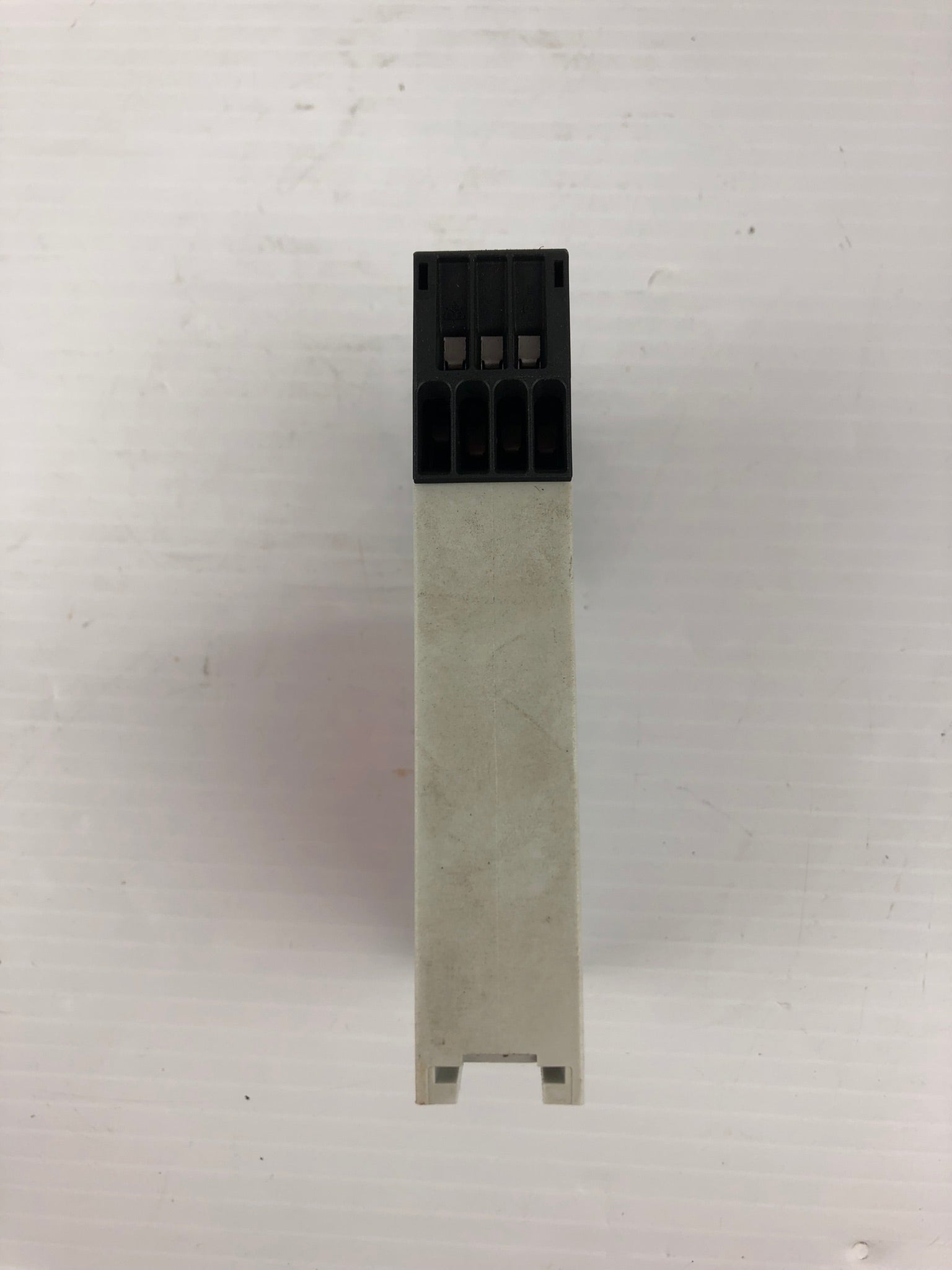 Banner ES-FA-9AA Safety Relay 24V