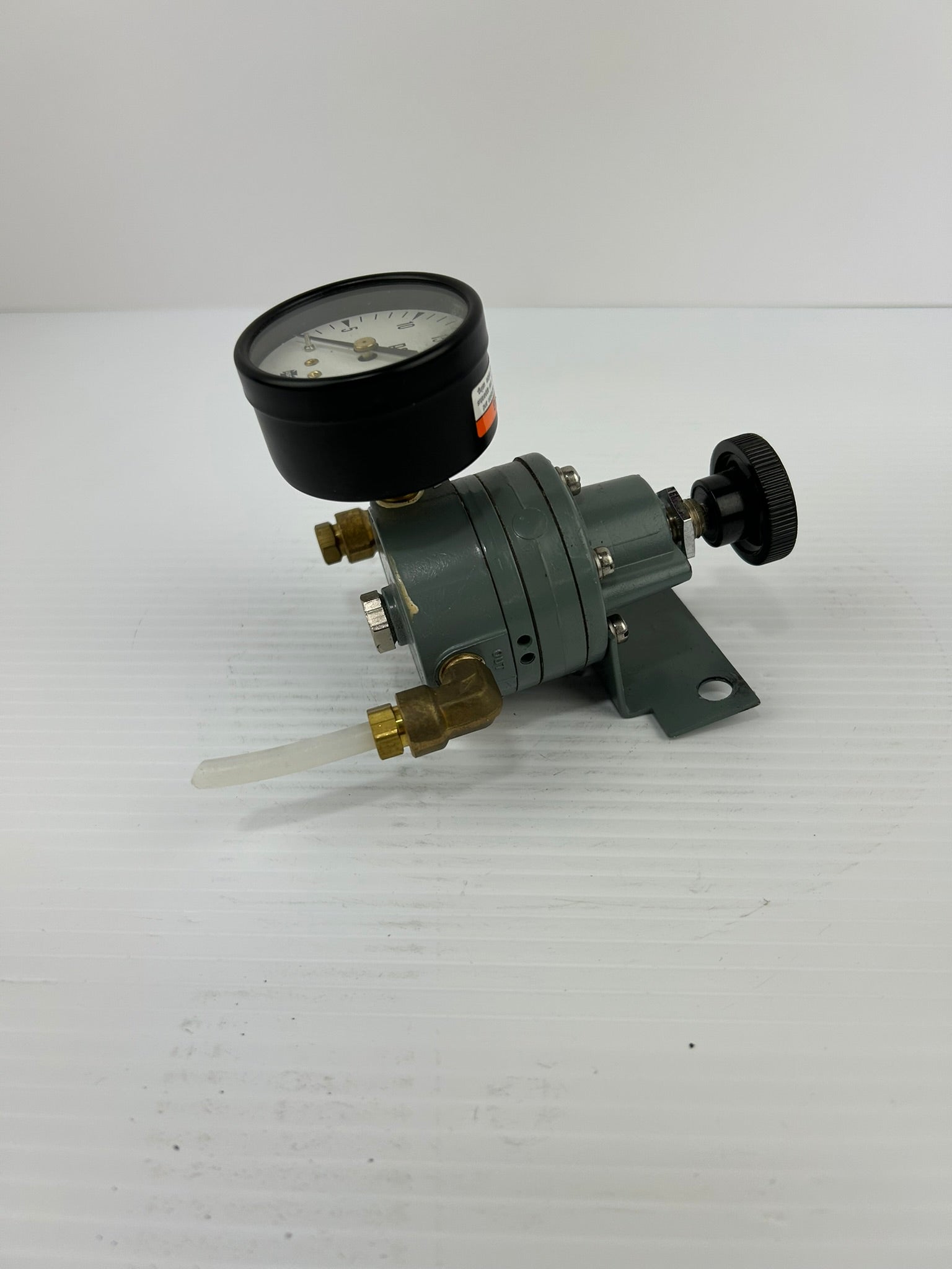 Moore Nullmatic 41-30 Regulator with 0-30 PSI Gauge