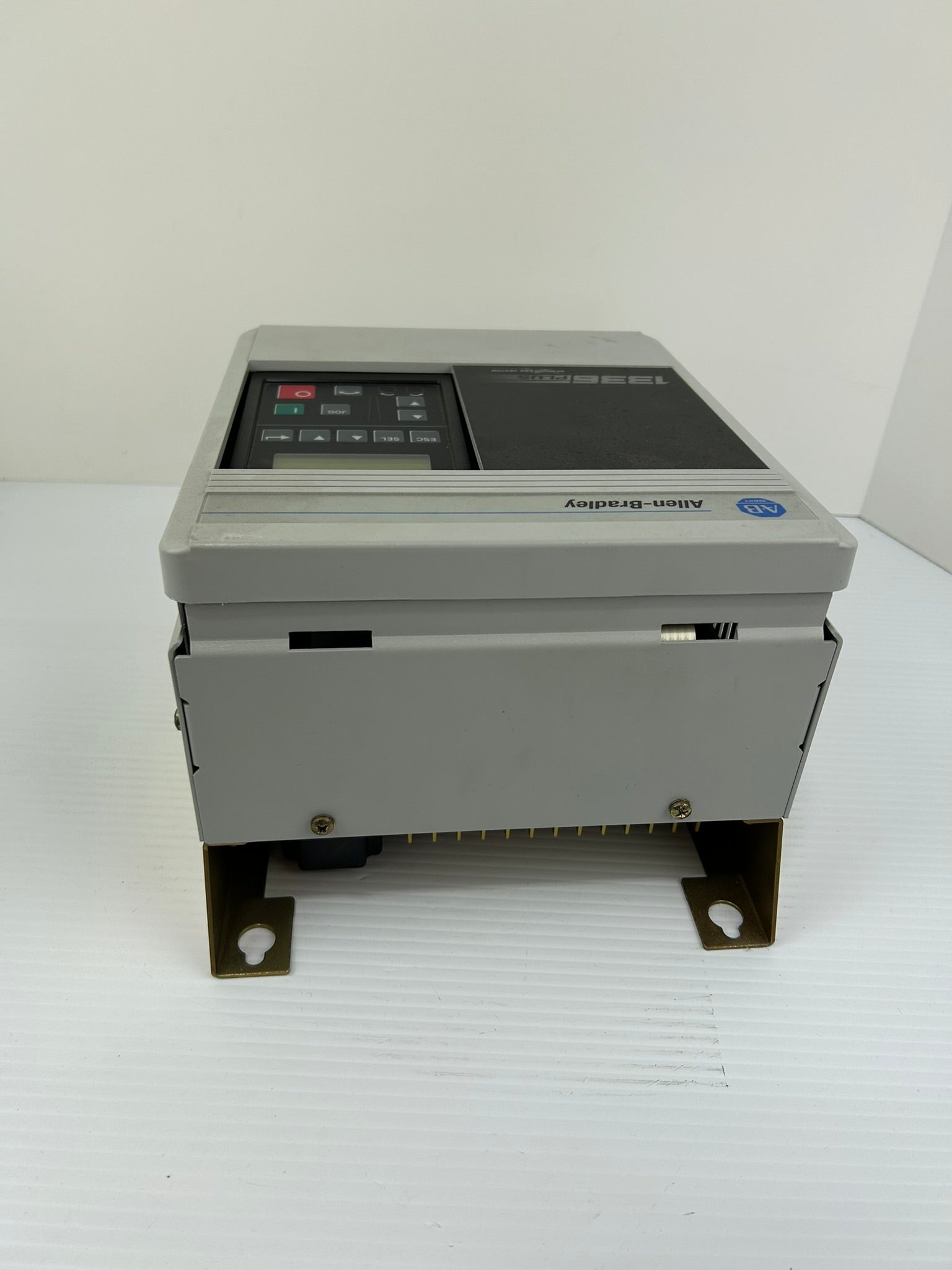 Allen-Bradley 1336S-BRF15-AA-EN4-HA2-L4 Sensorless Vector Drive 1336 Plus Ser E