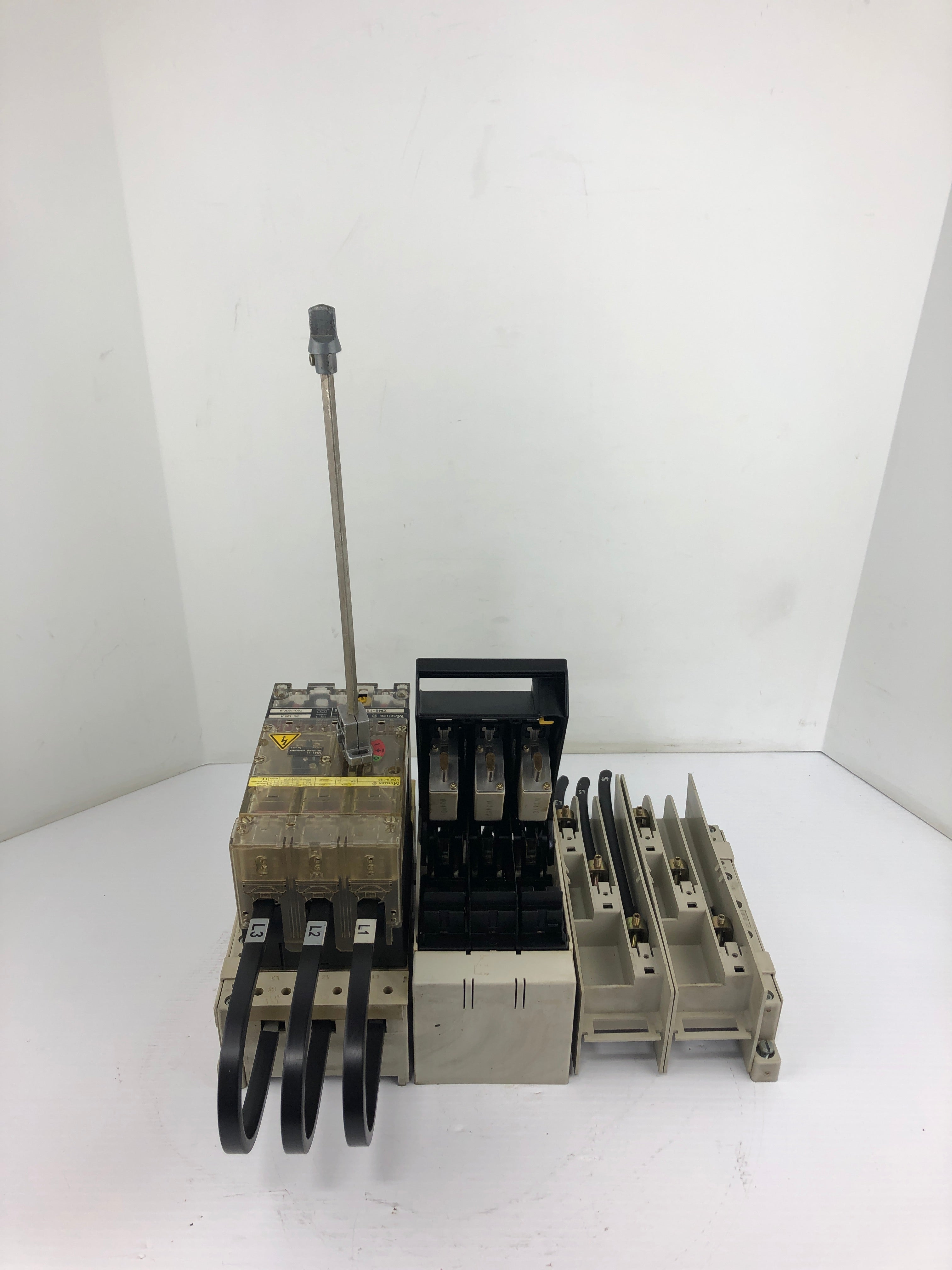 Moeller ZM6-125 Circuit Breaker with Fuse Holder NH000 Assembly