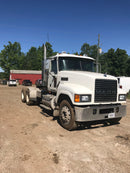 2005 Mac Truck With Wet Kit CHN613 E7 Engine