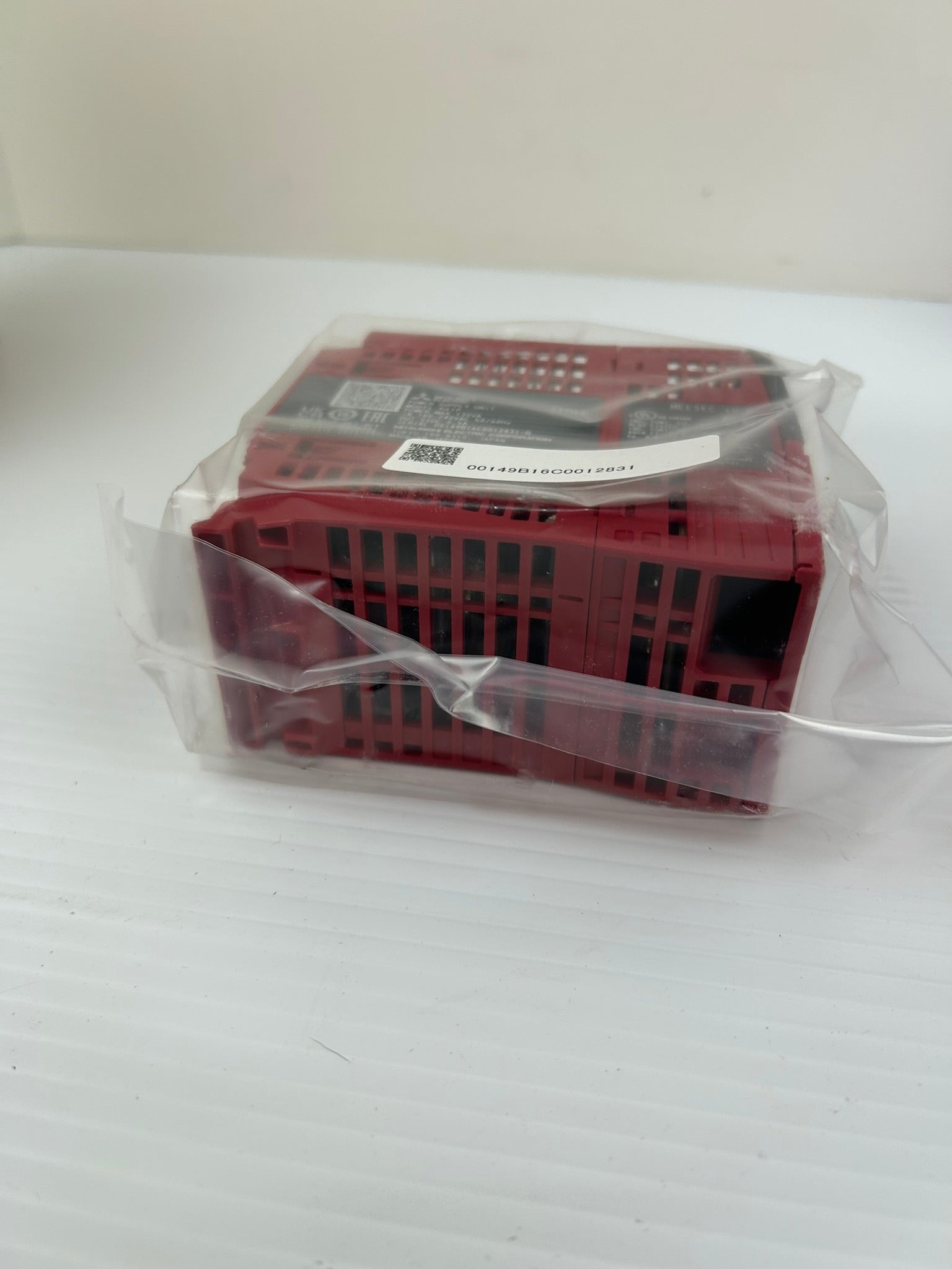 Mitsubishi R61P MELSEC iQ-R PLC Power Supply Unit 100-240VAC - US Seller