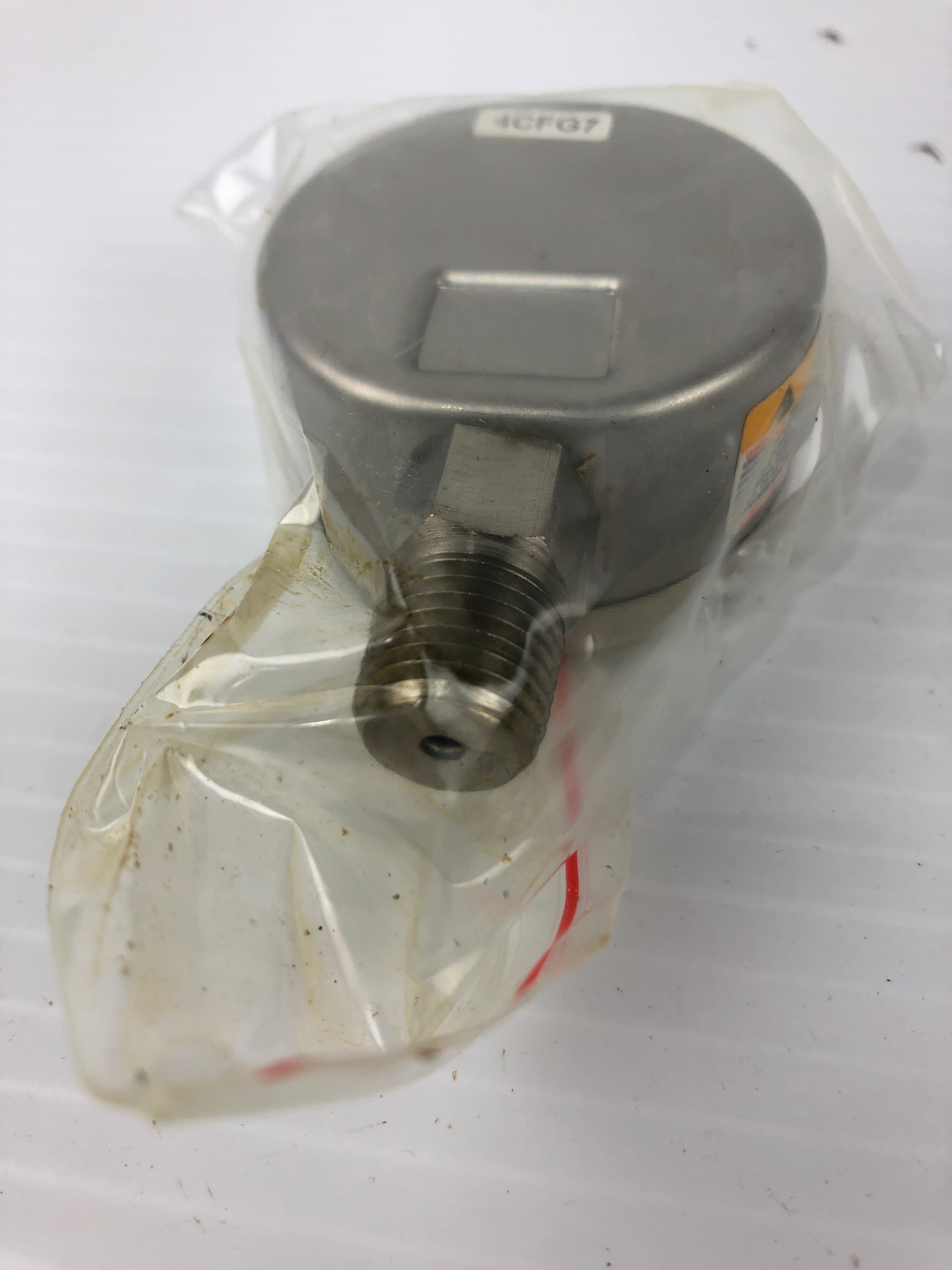 Pressure Gauge 4CFG7 2" 0-3000 PSI