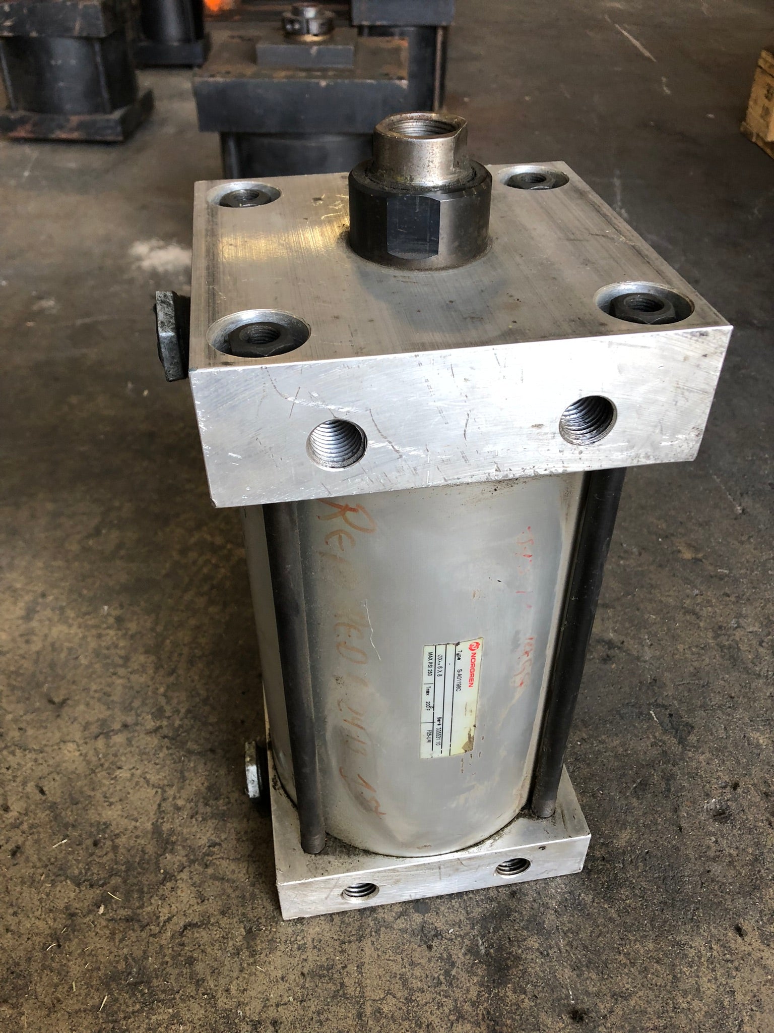 Norgren S-A01198C Hydraulic Cylinder 335531.10