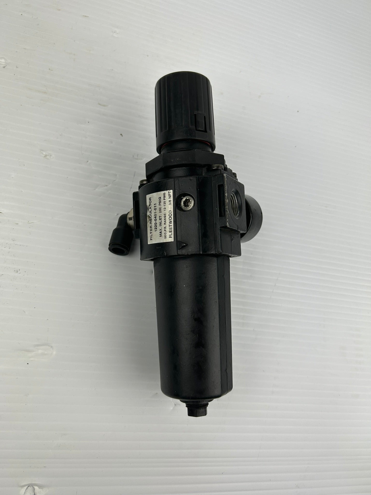Fleetwood 1220-0401-011 Filter Regulator 3/8 NPT