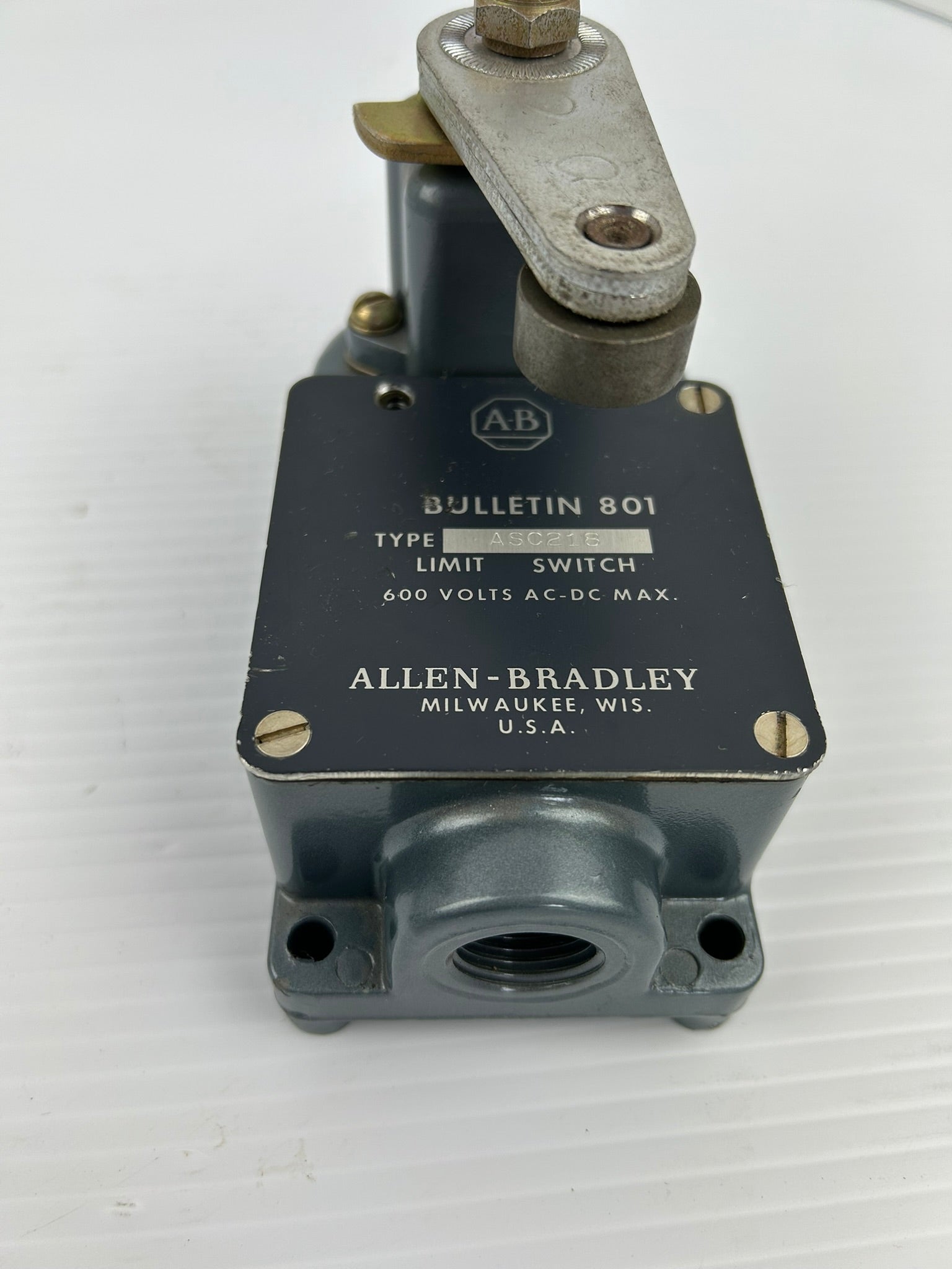 Allen Bradley ASC218 Limit Switch Bulletin 801 600 Volts AC-DC Max