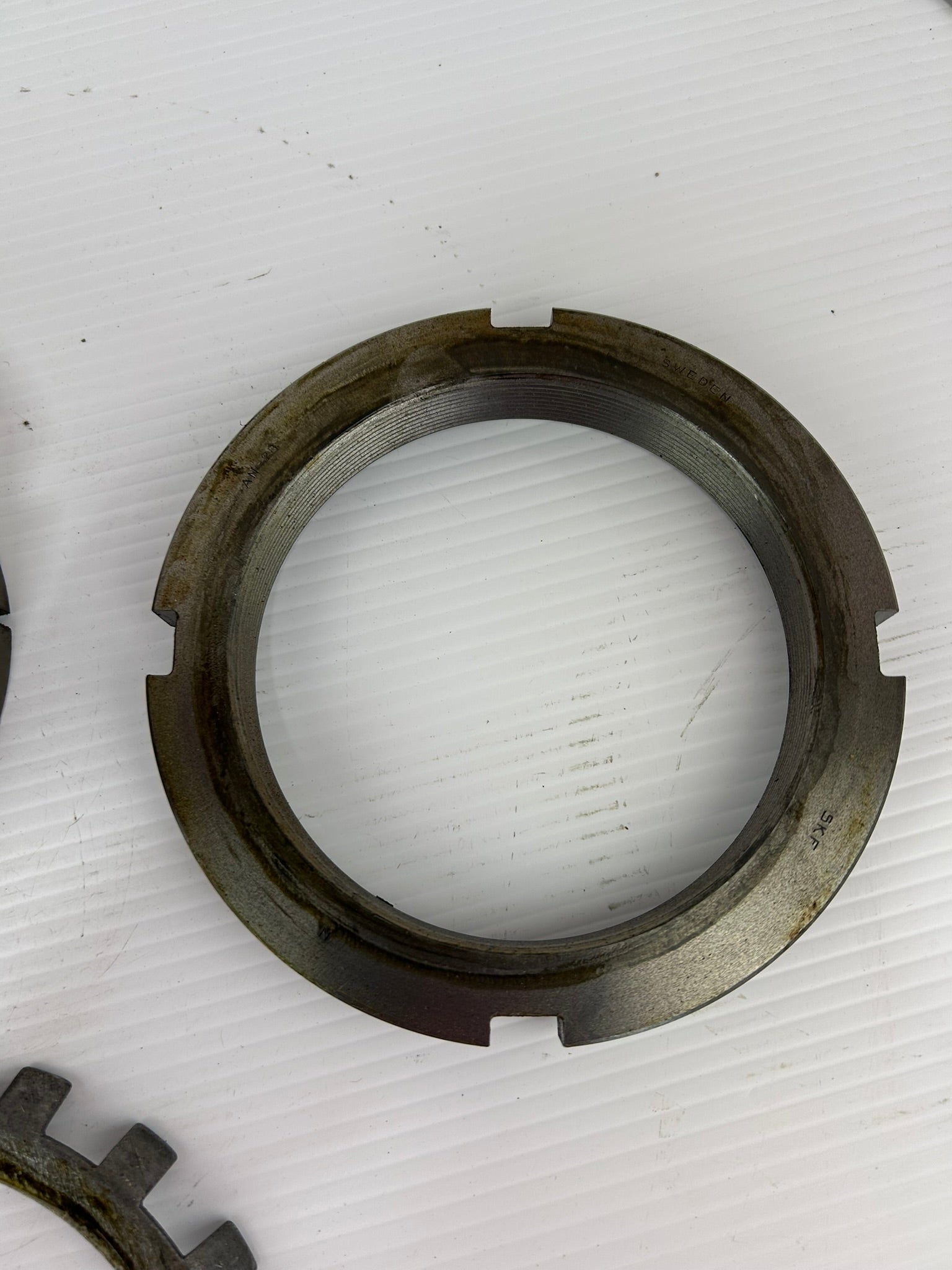 SKF SNW28X4 15/16 SNW Bearing Adapter Assembly