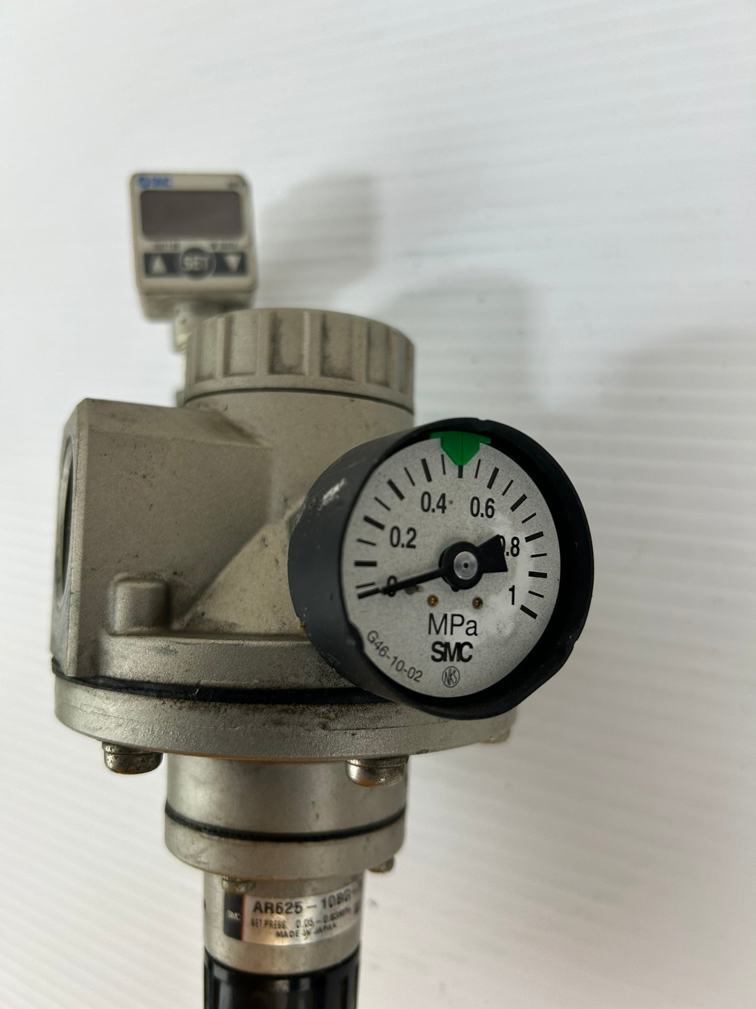 SMC AR625-10BG-R Pilot Operated Air Regulator Set Press 0.05-0.83MPa