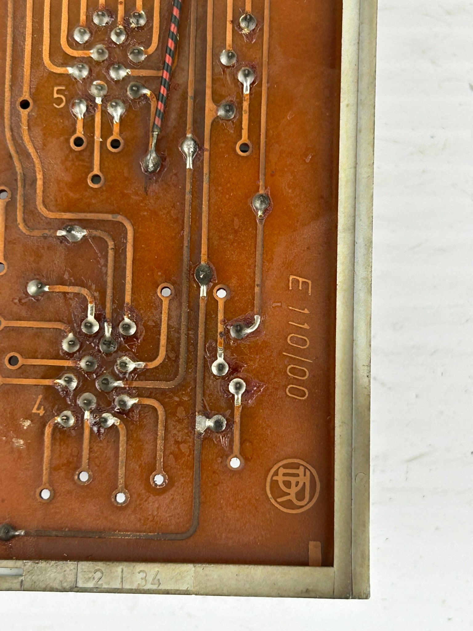 Barmag Electronic Circuit Board E110/00 with 4 Relays E110-00