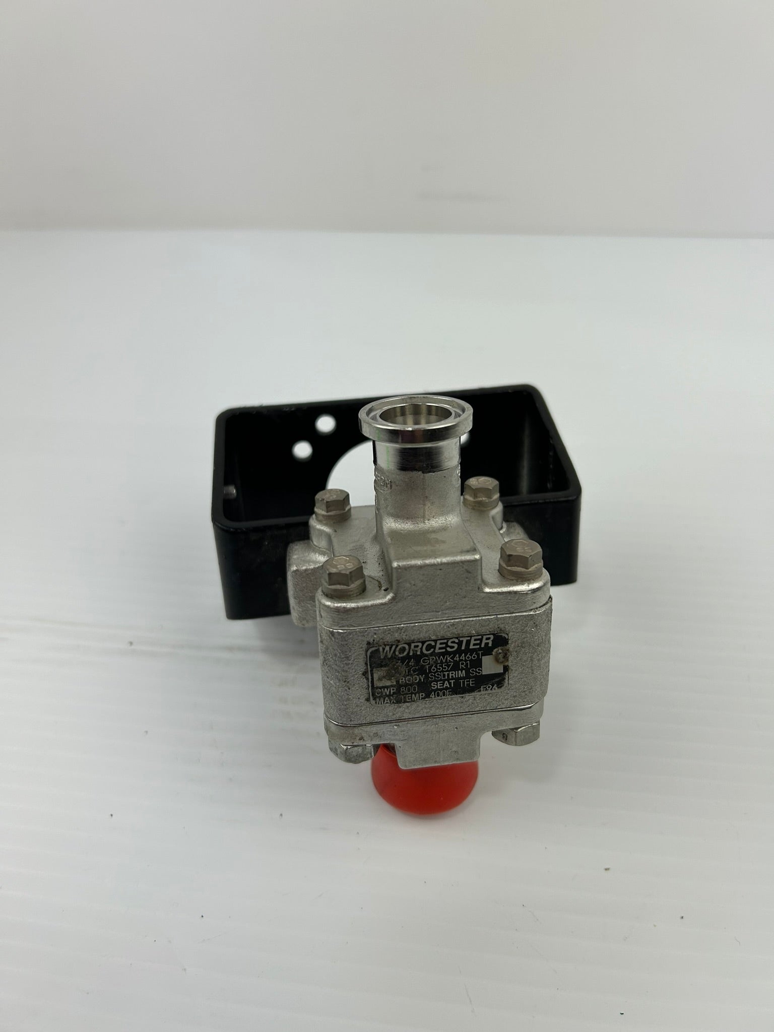 Worcester 3/4GPWK4466T Valve with Mounting Bracket MK502