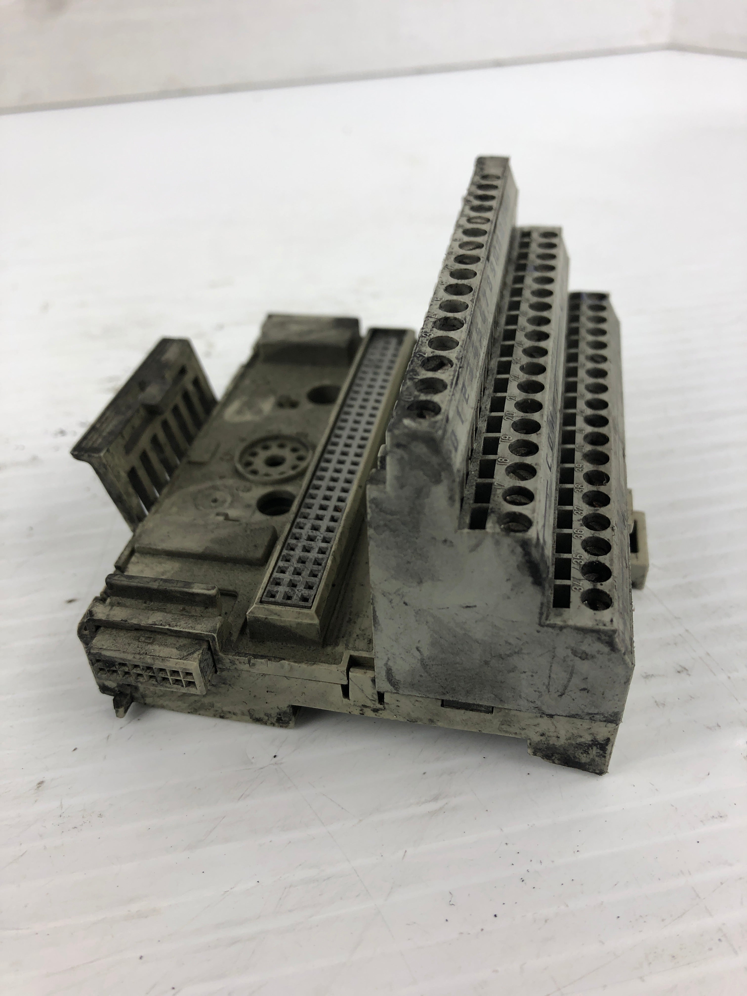 Allen-Bradley 1794-TB3 Terminal Base Series A
